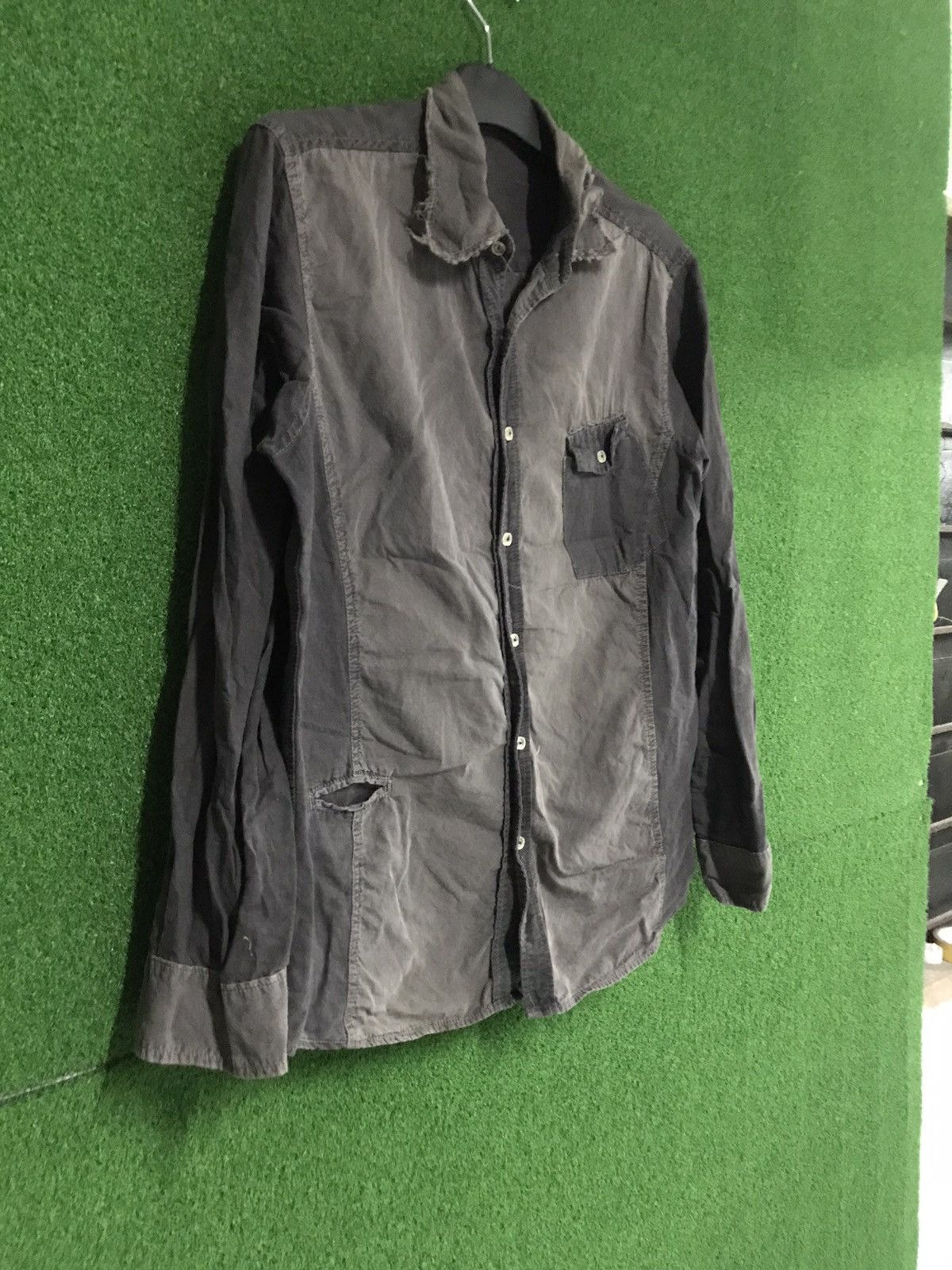Japanese Brand (C) Button-Up Shirt – Minimalist Streetwear Essential Size US M / EU 48-50 / 2 - 3 Thumbnail