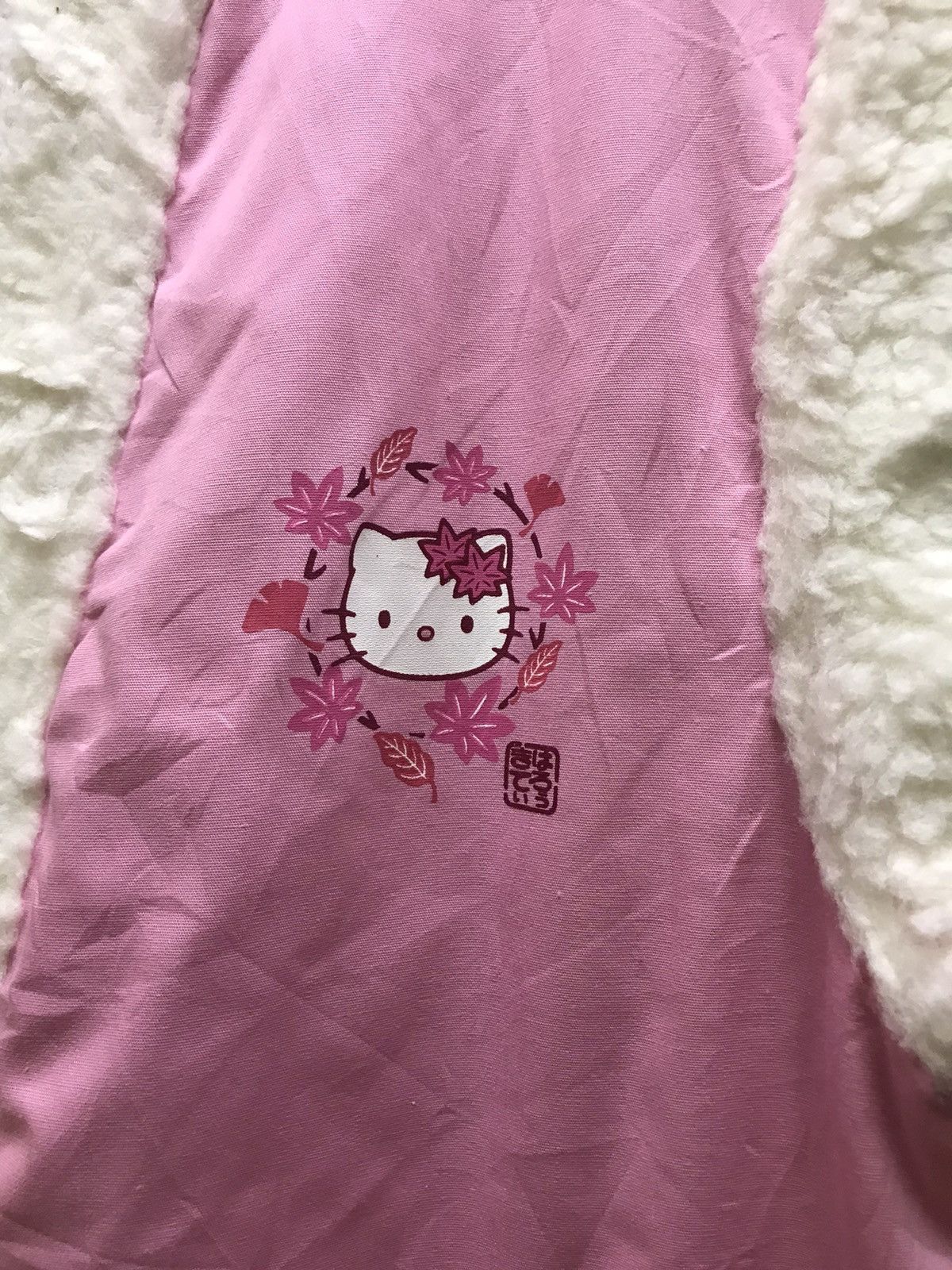 Japanese Brand Hello Kitty Fleece Vest – Cute & Cozy Streetwear Piece! Size US L / EU 52-54 / 3 - 6 Thumbnail