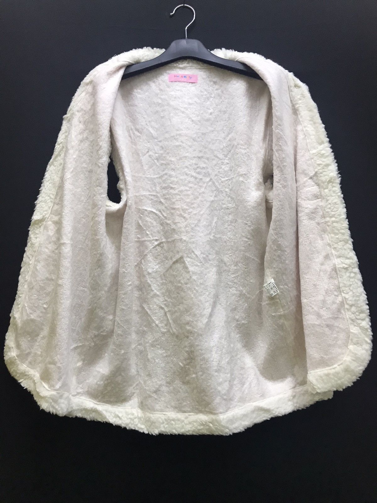 Japanese Brand Hello Kitty Fleece Vest – Cute & Cozy Streetwear Piece! Size US L / EU 52-54 / 3 - 9 Thumbnail