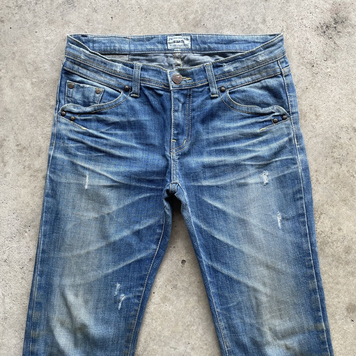 Japanese Brand Vintage Star Tv Faded Denim Jeans Pants Nice Design Size US 30 / EU 46 - 2 Thumbnail