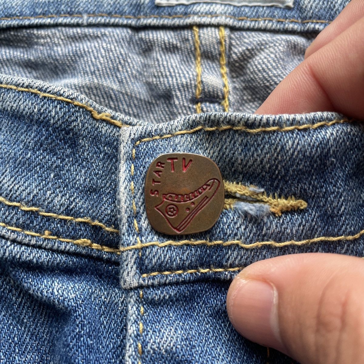 Japanese Brand Vintage Star Tv Faded Denim Jeans Pants Nice Design Size US 30 / EU 46 - 6 Thumbnail