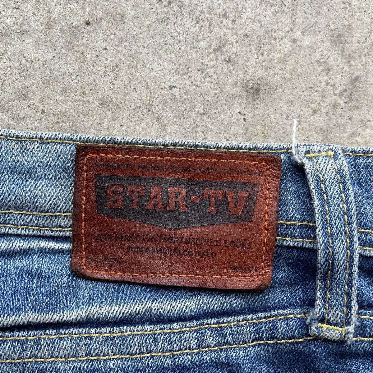 Japanese Brand Vintage Star Tv Faded Denim Jeans Pants Nice Design Size US 30 / EU 46 - 9 Thumbnail