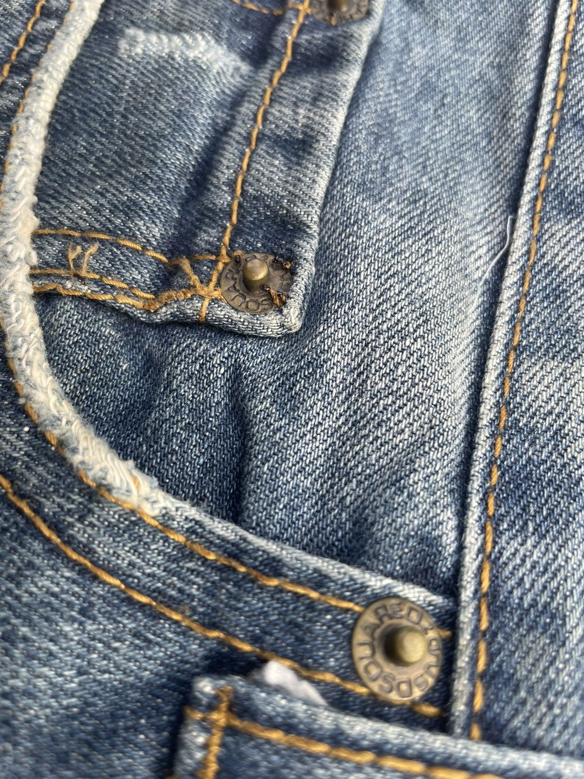 Dsquared2 Dsquared2 Custom Distressed Denim Size US 31 - 14 Thumbnail