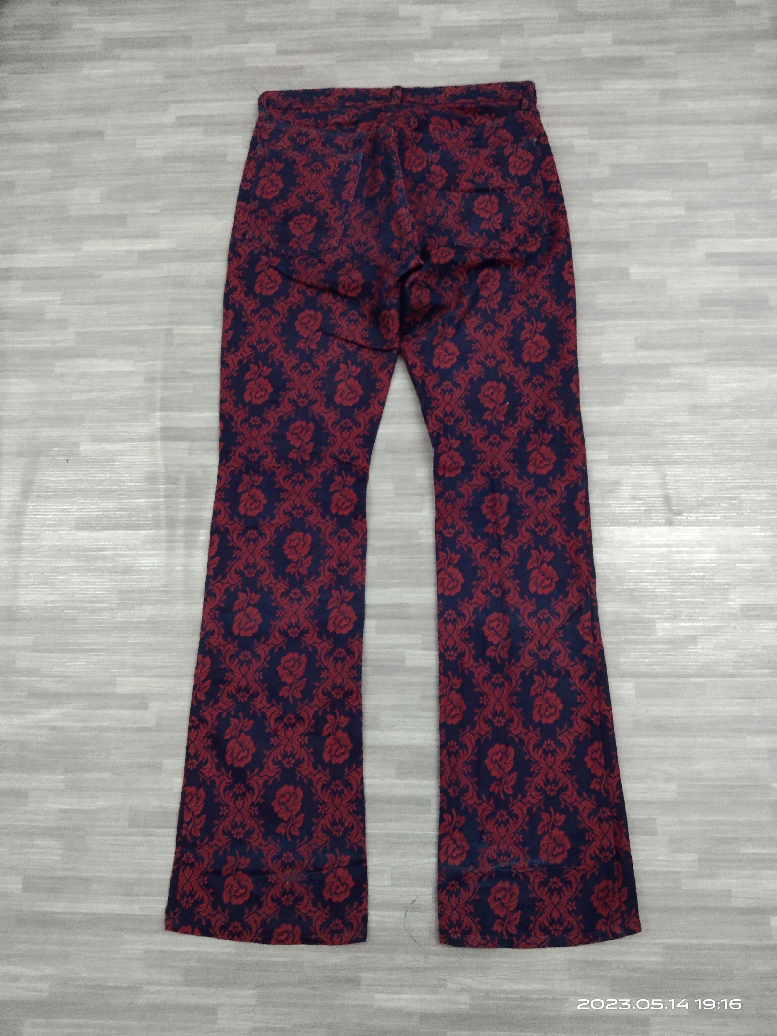 Japanese Brand FLARE MONOGRAM ROSE EDGE RUPERT DENIM PANTS Size US 32 / EU 48 - 3 Thumbnail