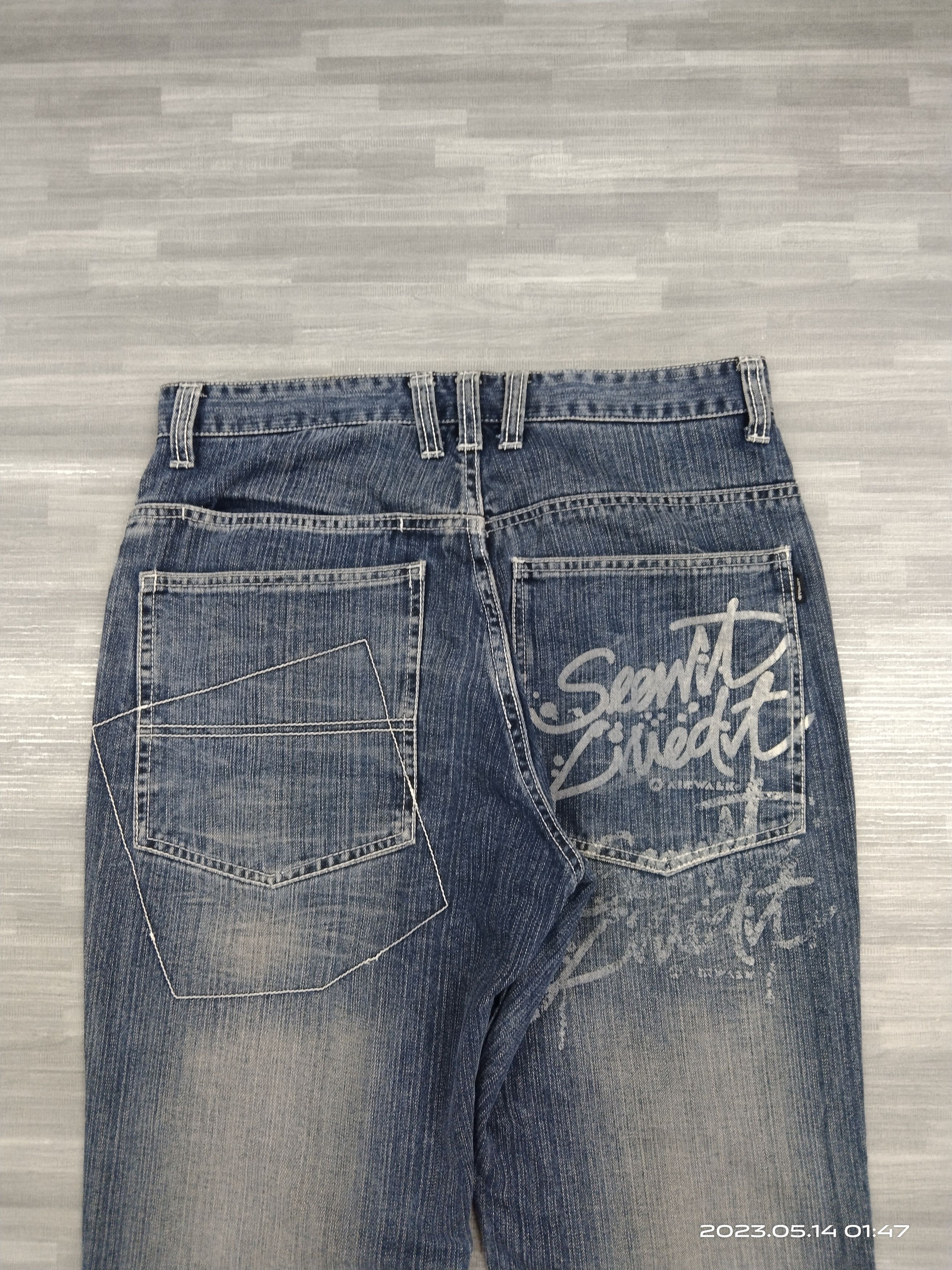 Japanese Brand DiSTRESSED iLLUSTRATION DENIM PANTS Size US 31 - 5 Thumbnail