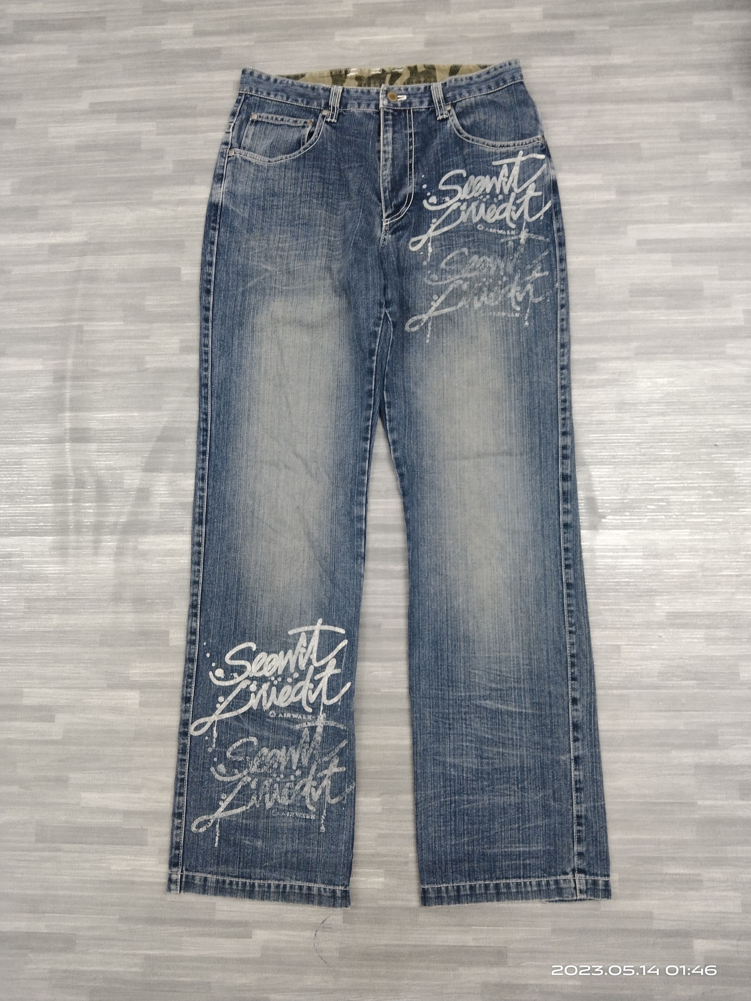 Japanese Brand DiSTRESSED iLLUSTRATION DENIM PANTS Size US 31 - 2 Thumbnail