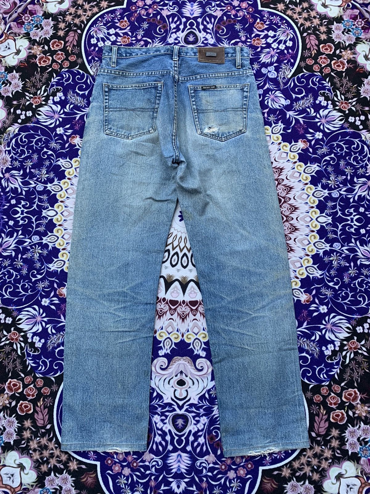 Hugo Boss Hugo Boss Distressed Denim Size US 33 - 7 Thumbnail