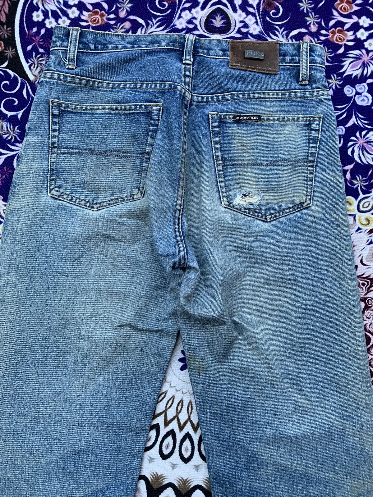 Hugo Boss Hugo Boss Distressed Denim Size US 33 - 10 Thumbnail