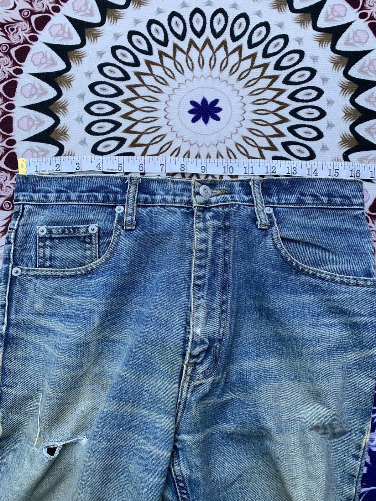 Hugo Boss Hugo Boss Distressed Denim Size US 33 - 12 Thumbnail