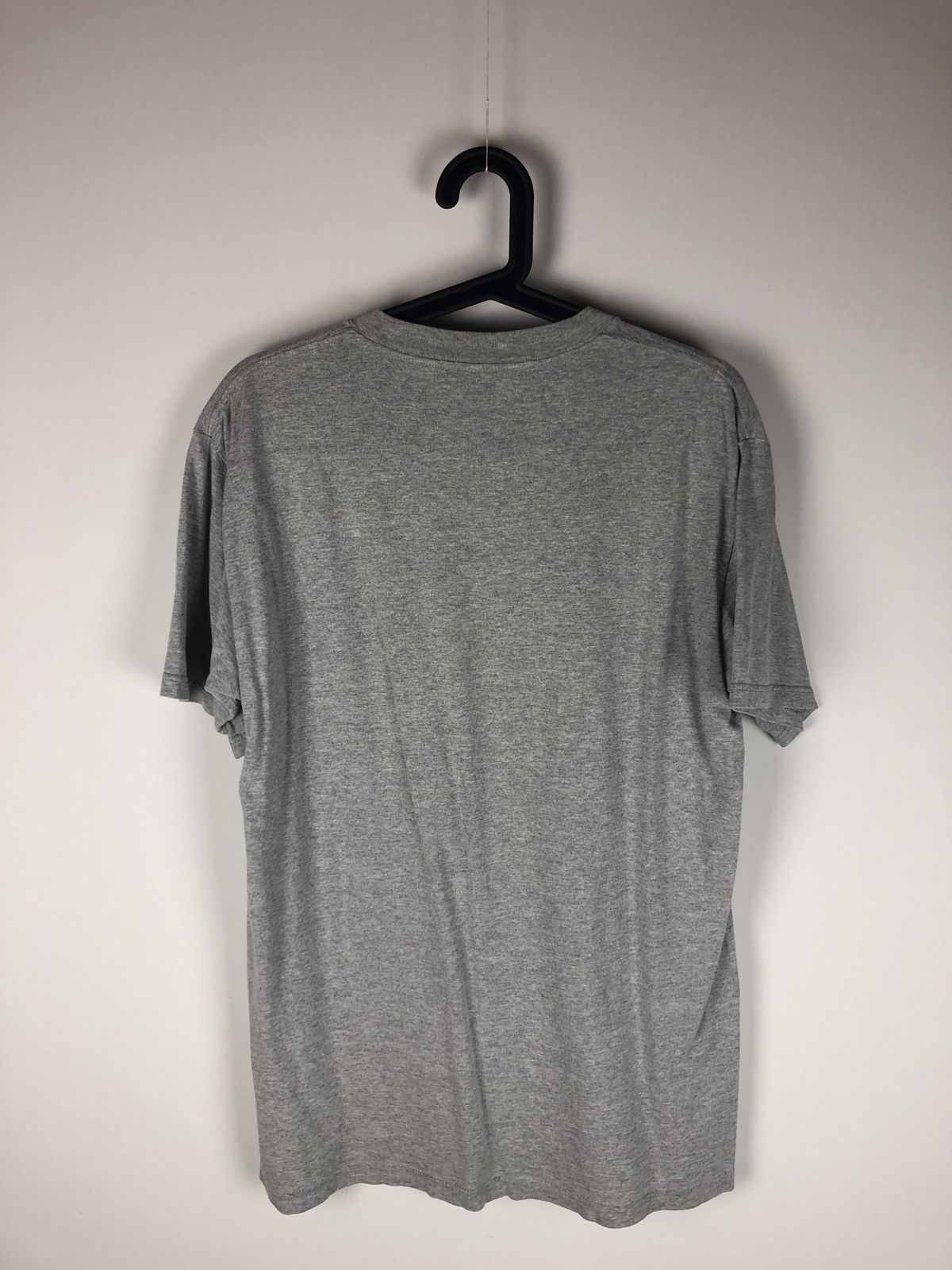 Supreme Navy on grey box logo tee Size US M / EU 48-50 / 2 - 7 Thumbnail