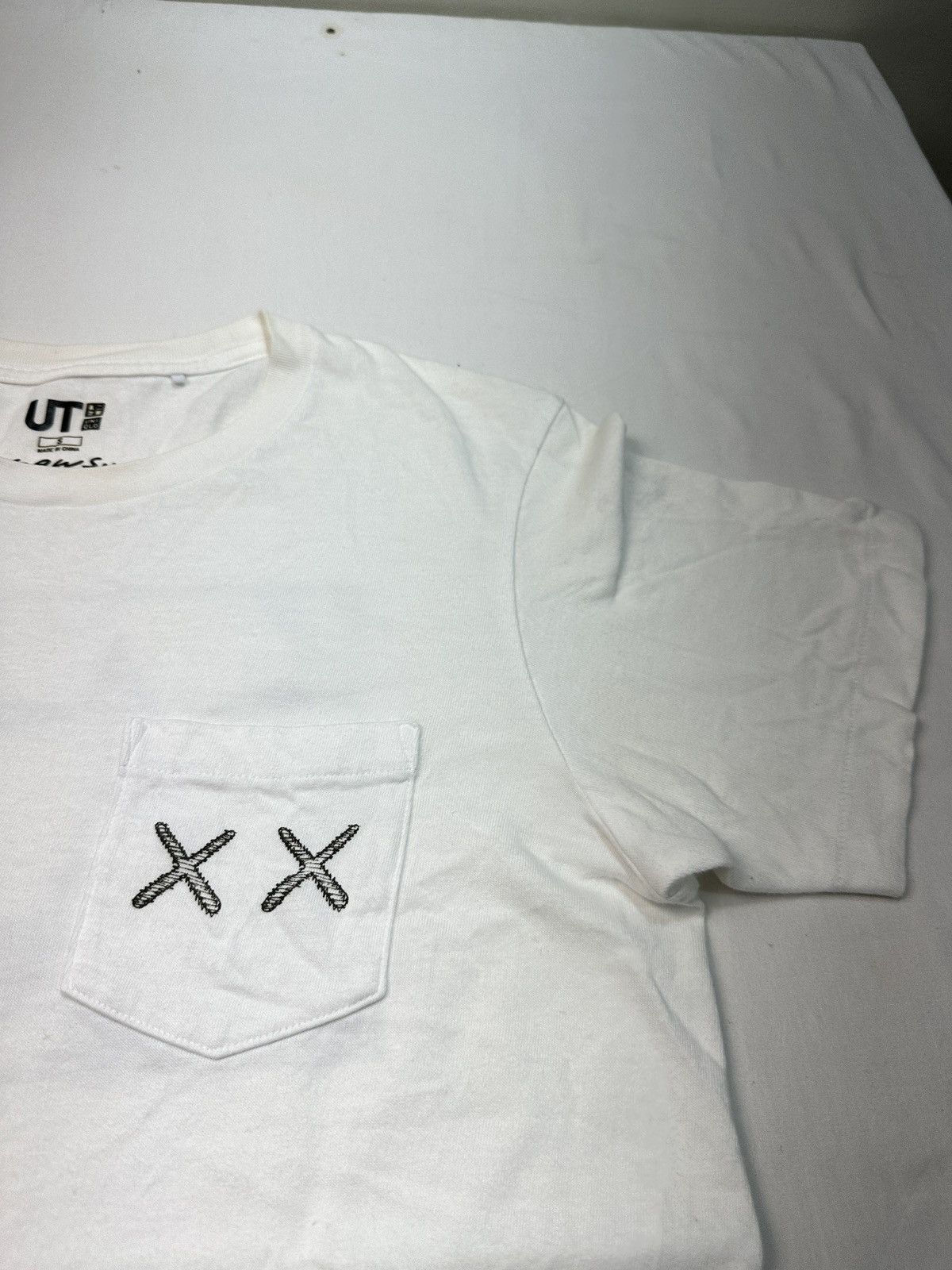Kaws × Uniqlo Uniqlo x Kaws arts tee shirt Size US S / EU 44-46 / 1 - 4 Thumbnail