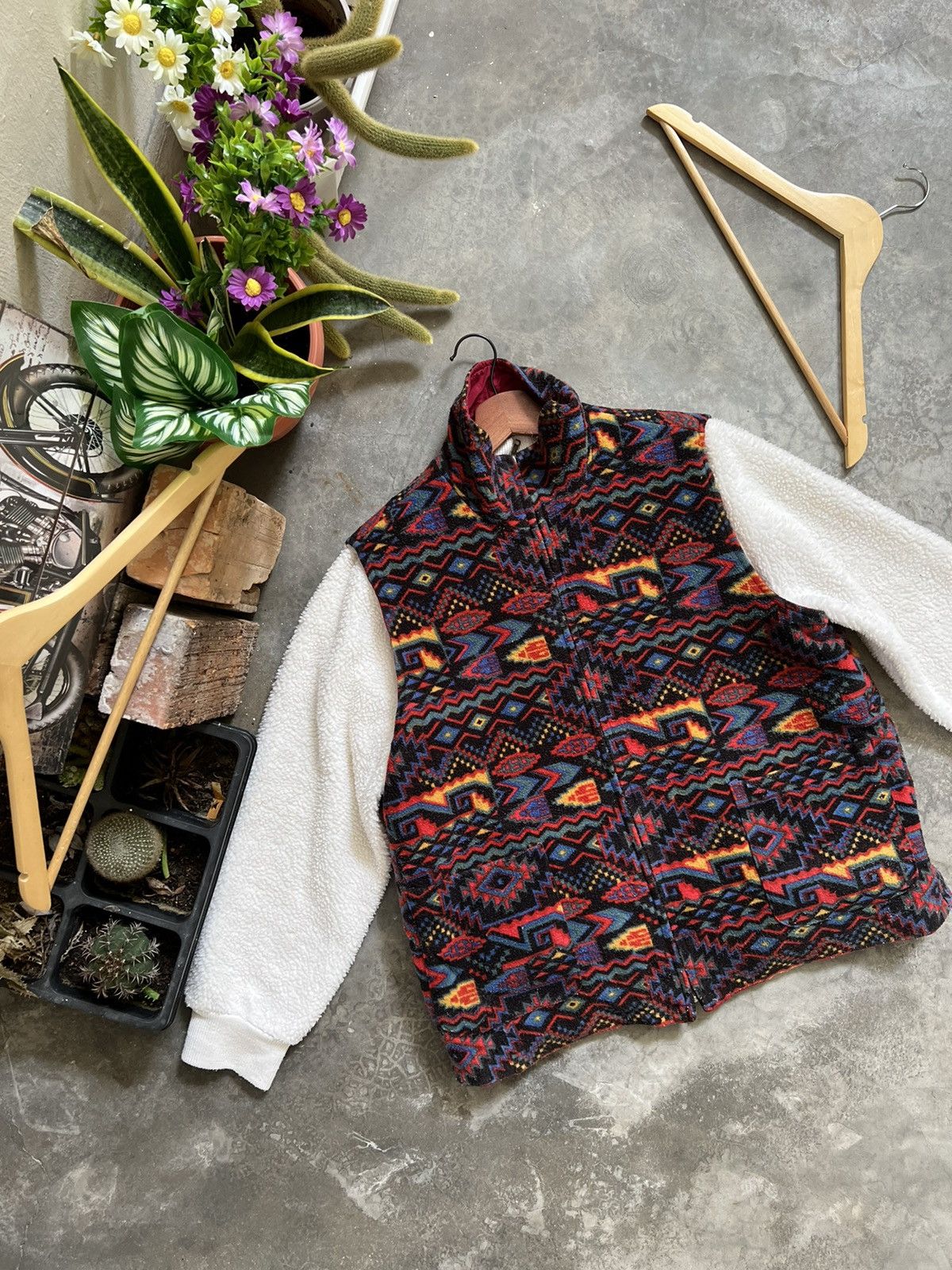 Japanese Brand × Native × Vintage Vintage 🖤 Native Deep Pile Fleece Riversible Vest Size US M / EU 48-50 / 2 - 3 Thumbnail