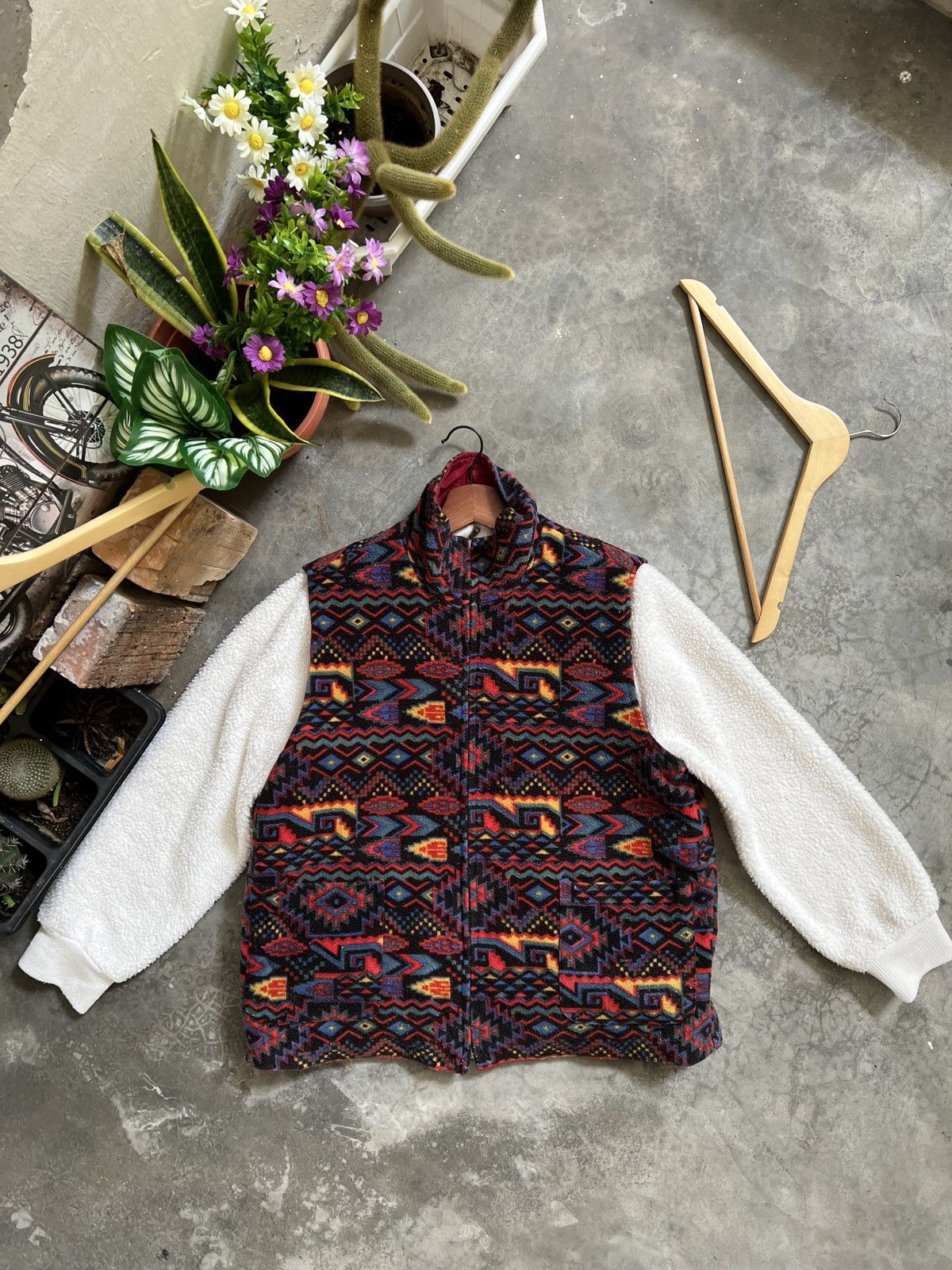 Japanese Brand × Native × Vintage Vintage 🖤 Native Deep Pile Fleece Riversible Vest Size US M / EU 48-50 / 2 - 1 Thumbnail