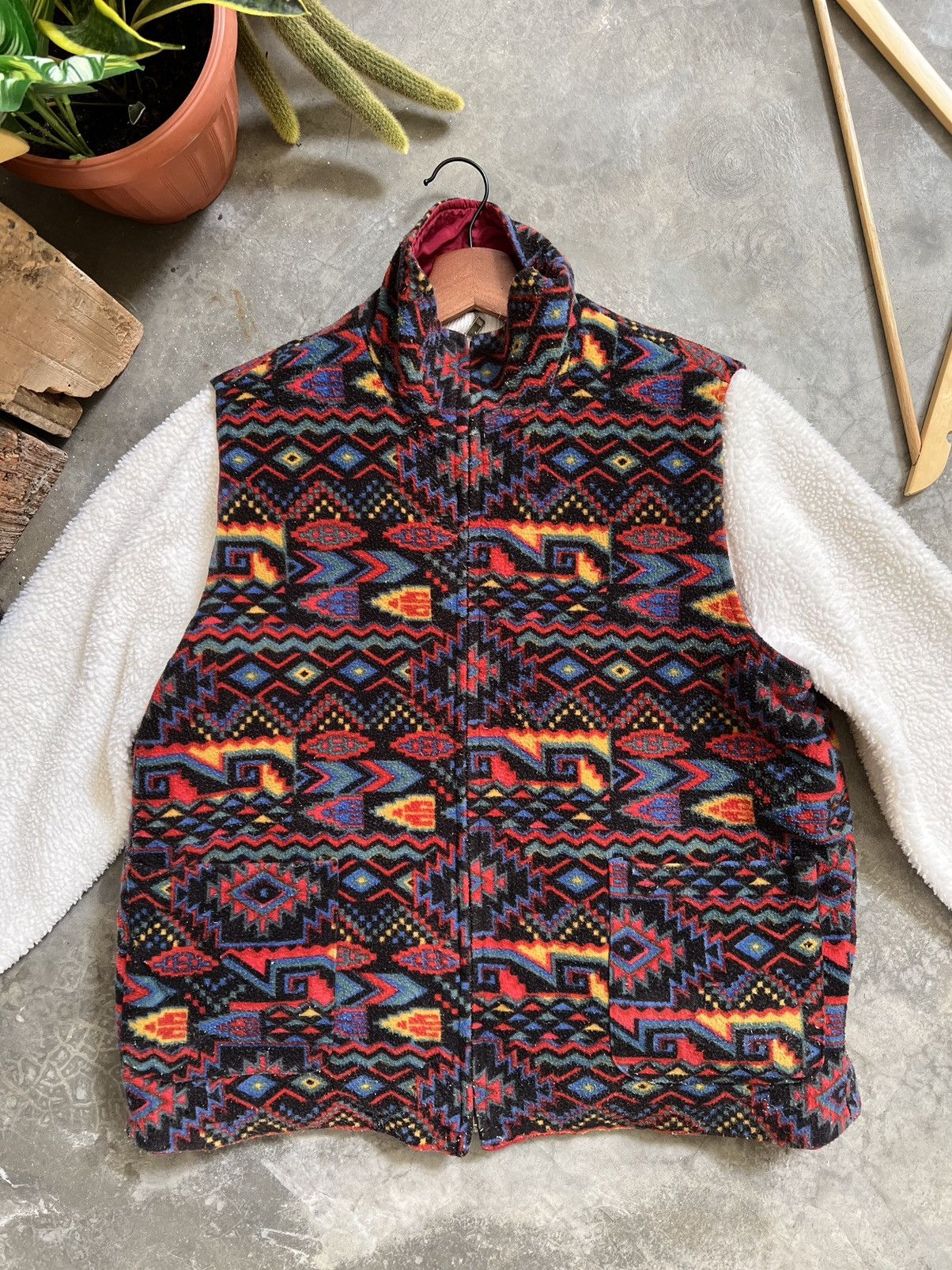 Japanese Brand × Native × Vintage Vintage 🖤 Native Deep Pile Fleece Riversible Vest Size US M / EU 48-50 / 2 - 2 Thumbnail