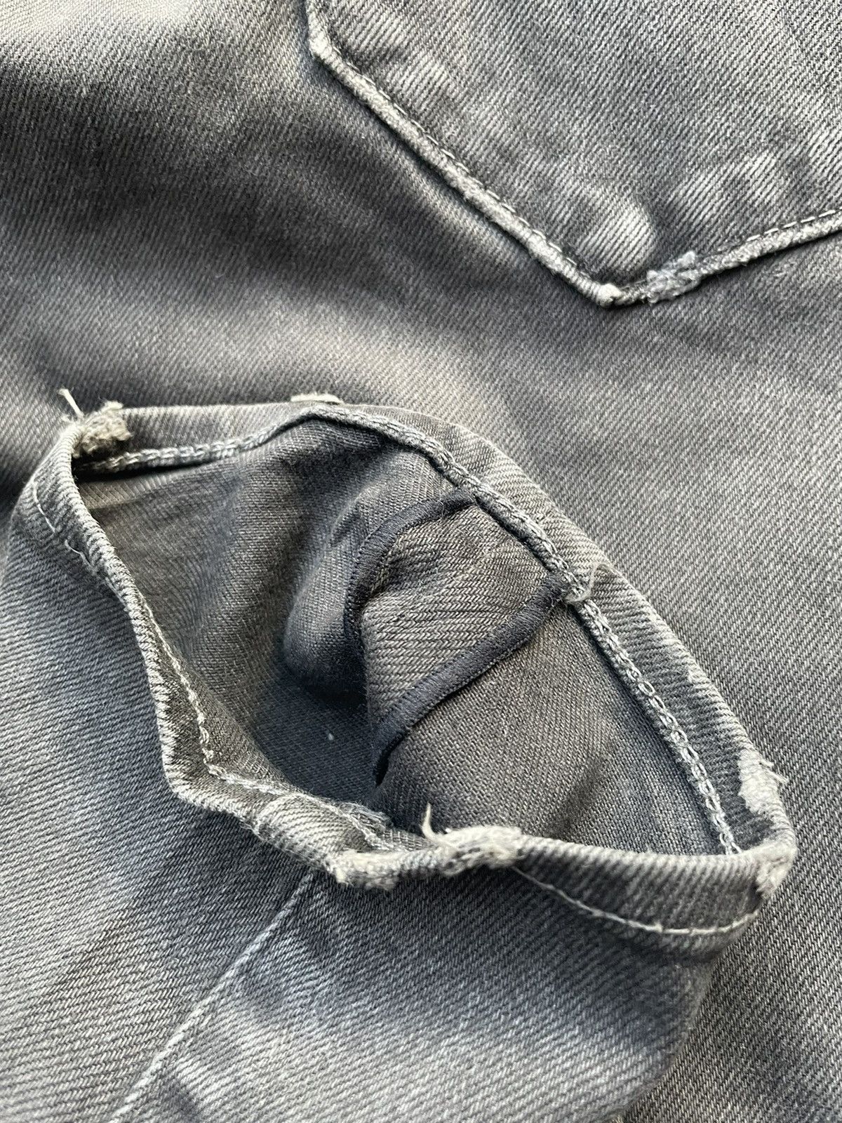 Japanese Brand RNA Custom Distresed Denim Size US 32 / EU 48 - 11 Thumbnail