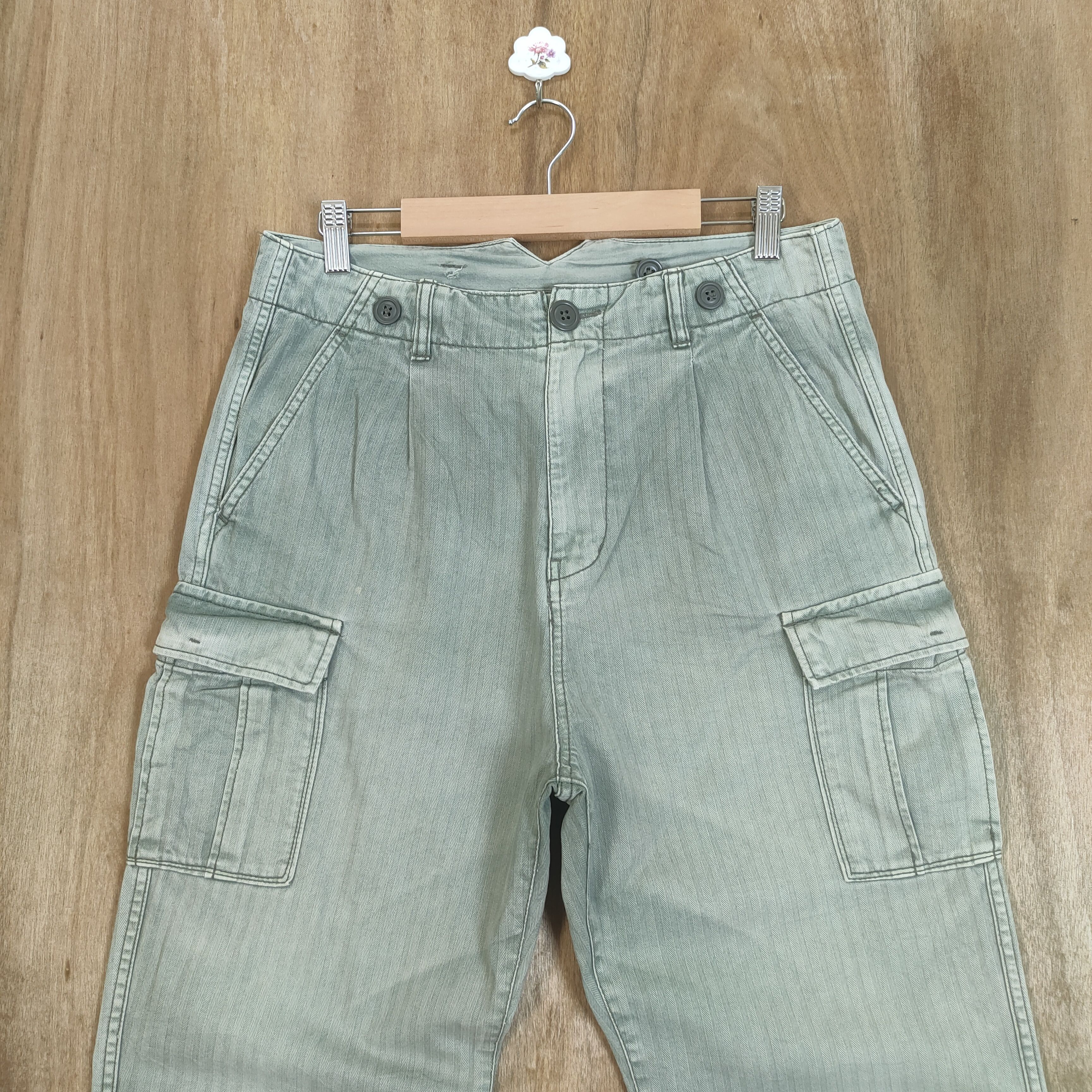 Japanese Brand VINTAGE JAPANESE FADED BAGGY CARGO PANTS Size US 30 / EU 46 - 3 Thumbnail