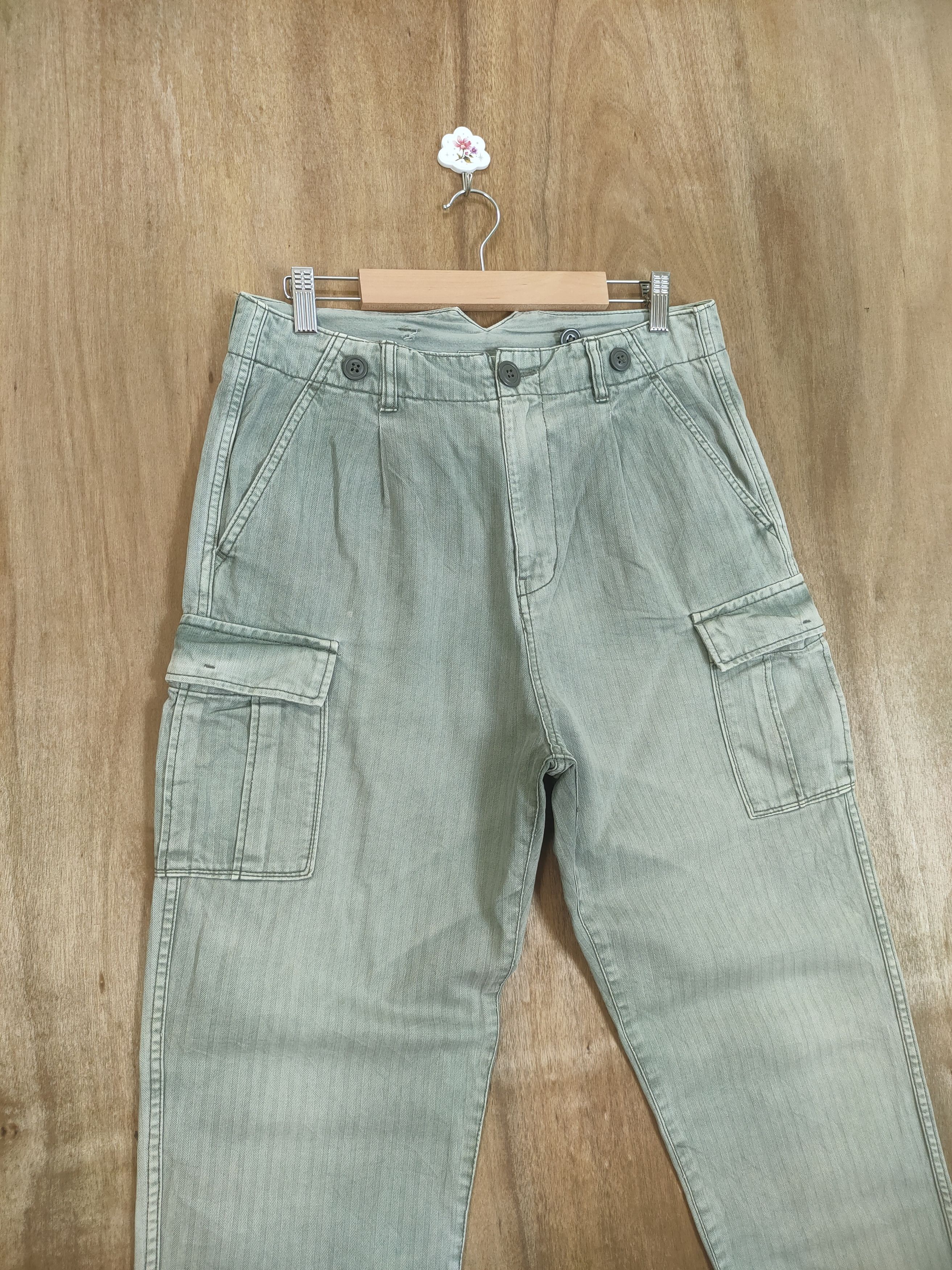 Japanese Brand VINTAGE JAPANESE FADED BAGGY CARGO PANTS Size US 30 / EU 46 - 2 Thumbnail