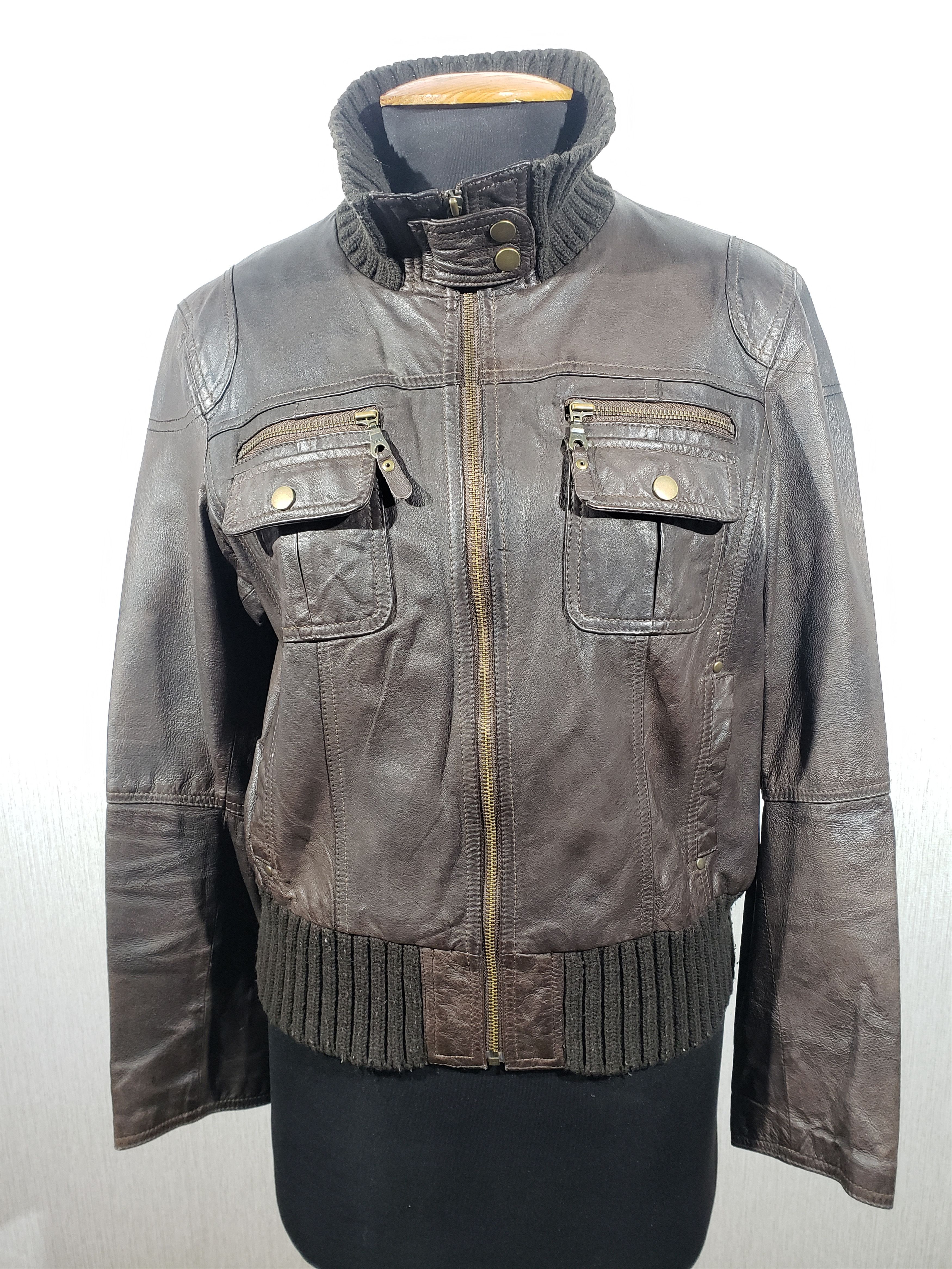 Stylish men's brown leather jacket.
