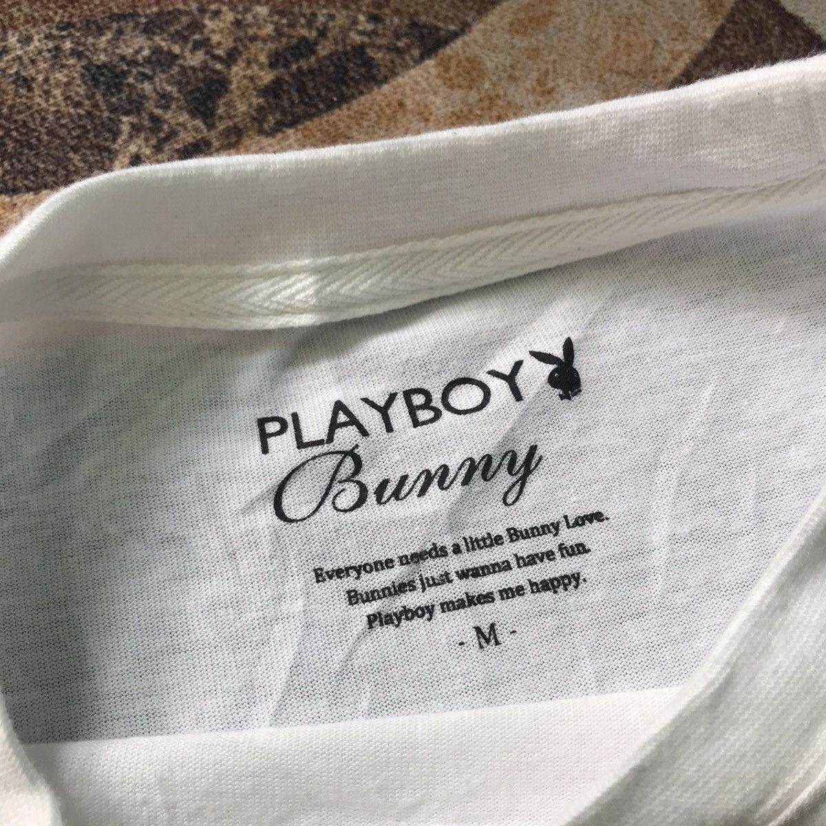 Playboy ‼️PLAYBOY BUNNY SMOKING TSHIRT ‼️ Size US M / EU 48-50 / 2 - 3 Thumbnail