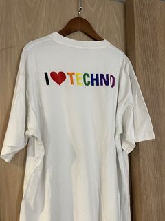 I love techno hot sale shirt balenciaga