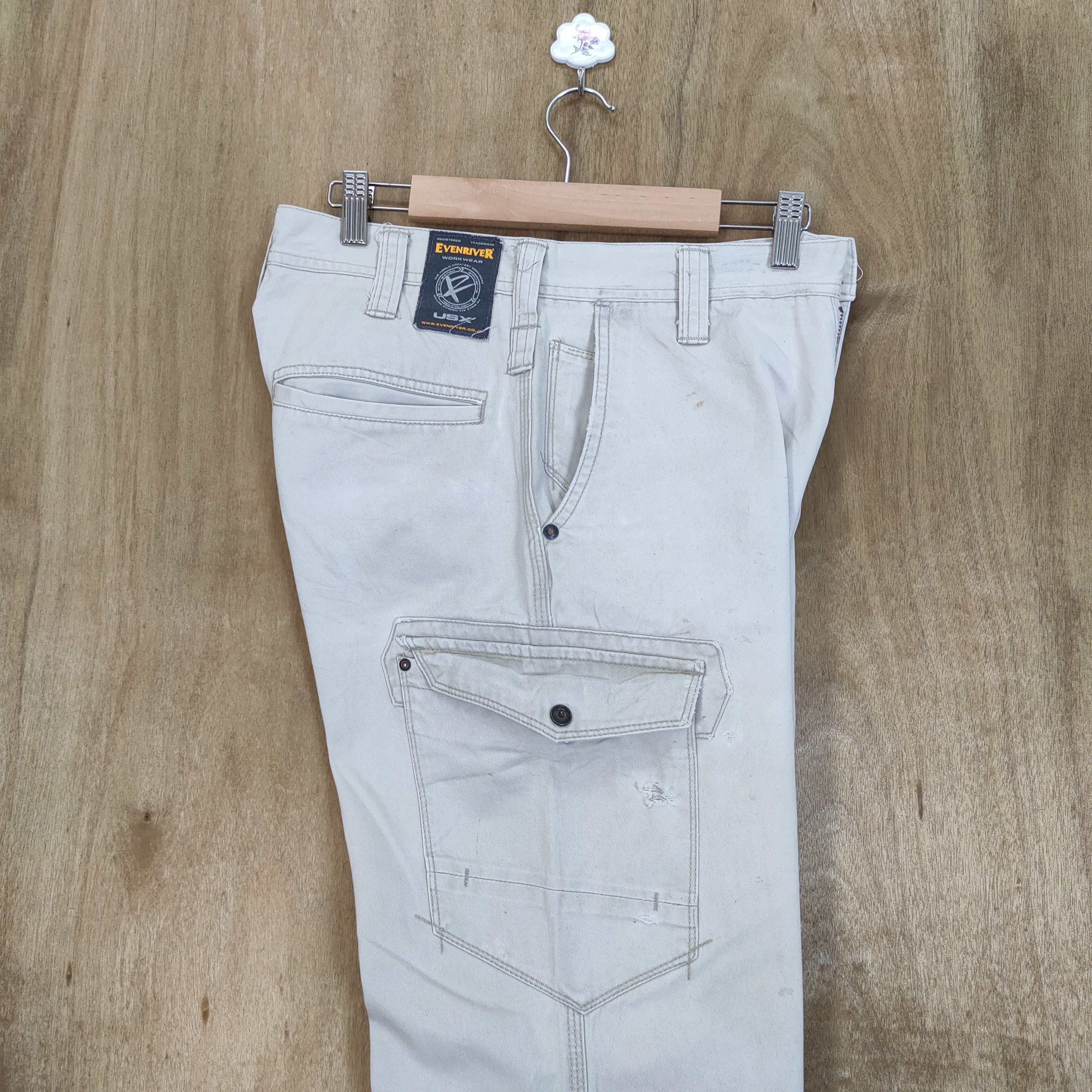 Japanese Brand VINTAGE EVENRIVER FADED WHITE YELLOW CARGO PANTS Size US 29 - 11 Thumbnail