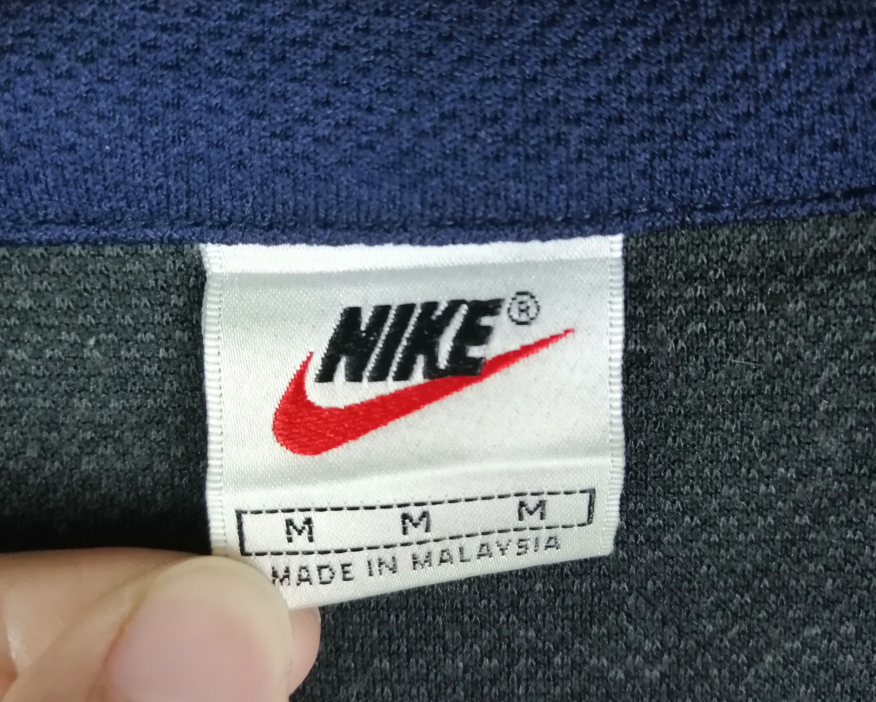 Nike Vintage 90s Nike Small Swoosh Zipper Size US M / EU 48-50 / 2 - 9 Thumbnail