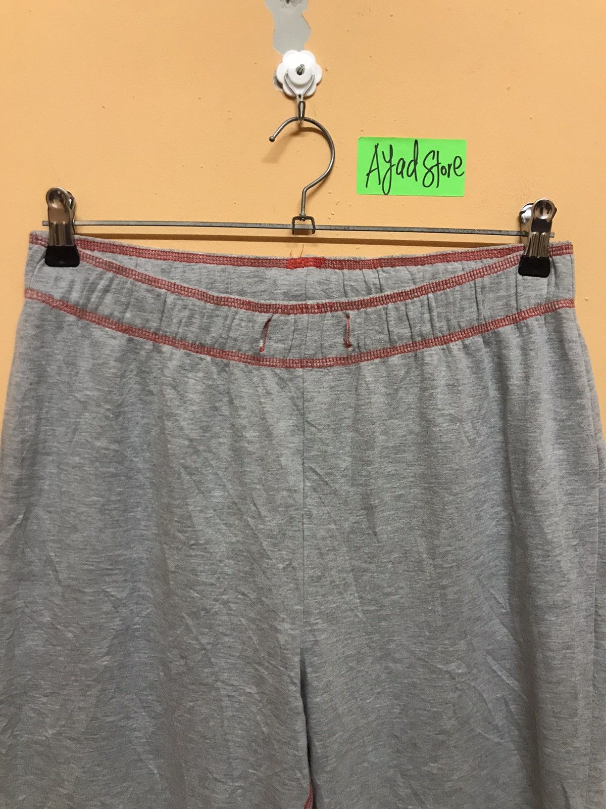 Japanese Brand ‼️SWEATPANT/JOGGERPANT SESAME STREET‼️ Size US 30 / EU 46 - 2 Thumbnail