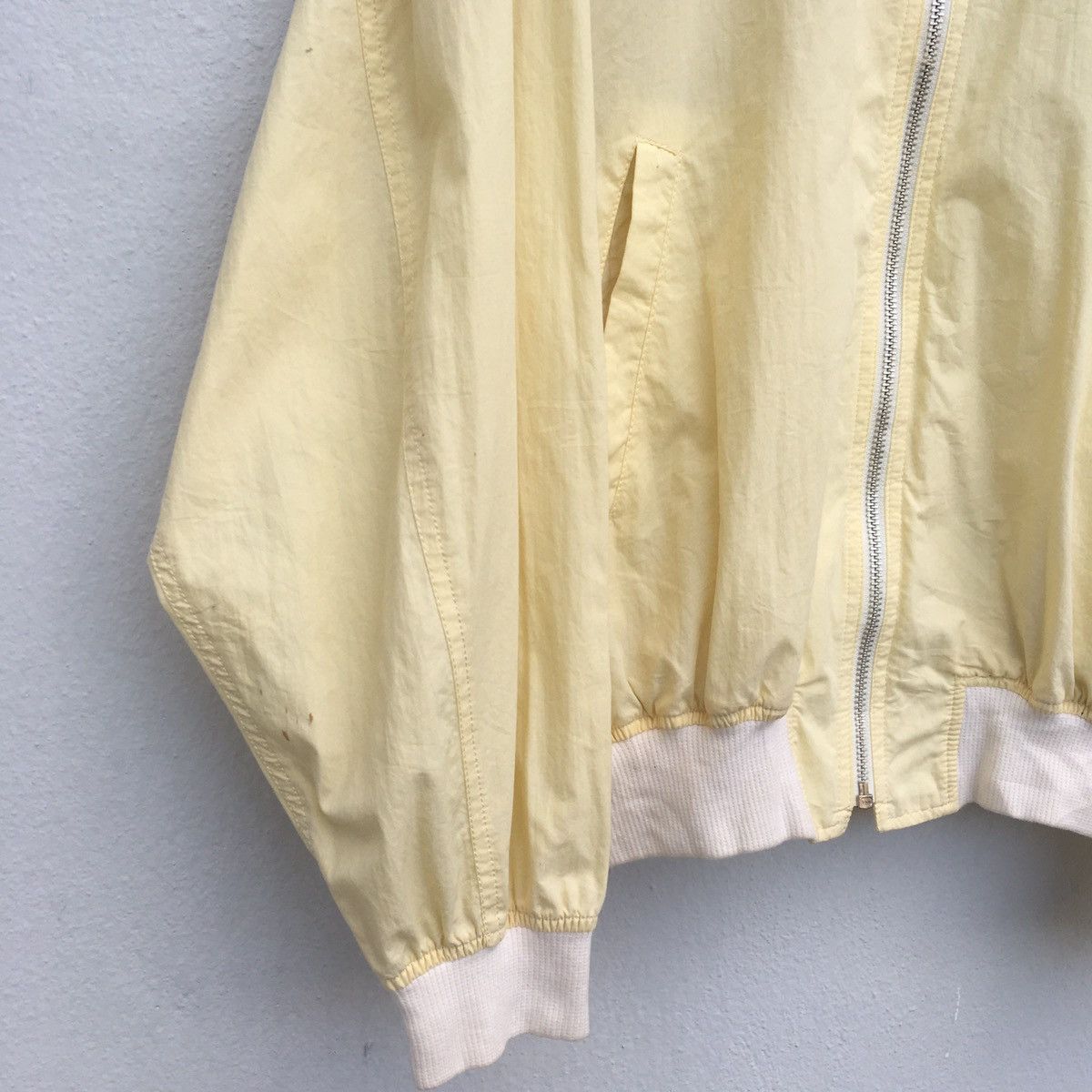 Japanese Brand Person’s Embroidery Zipper Bomber Size US M / EU 48-50 / 2 - 3 Thumbnail