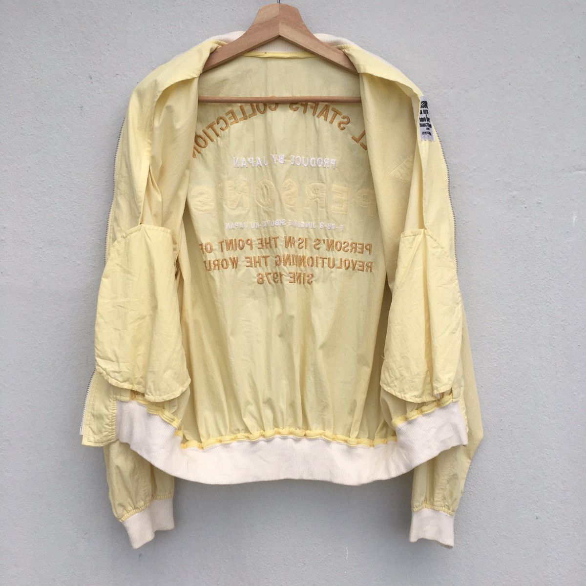 Japanese Brand Person’s Embroidery Zipper Bomber Size US M / EU 48-50 / 2 - 9 Thumbnail