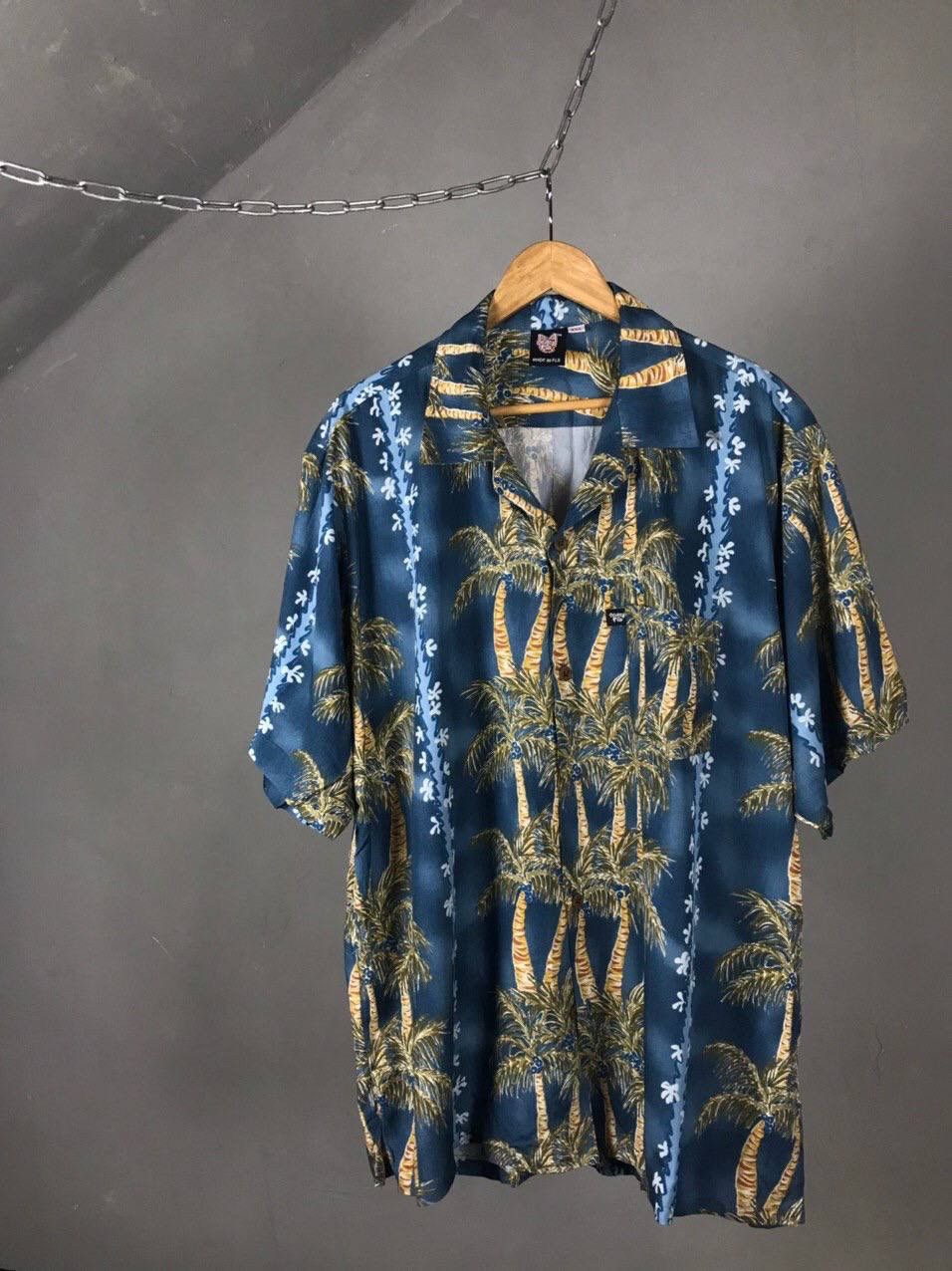 Vintage Hawaiian crazy vintage shirt Size US XXL / EU 58 / 5 - 1 Thumbnail