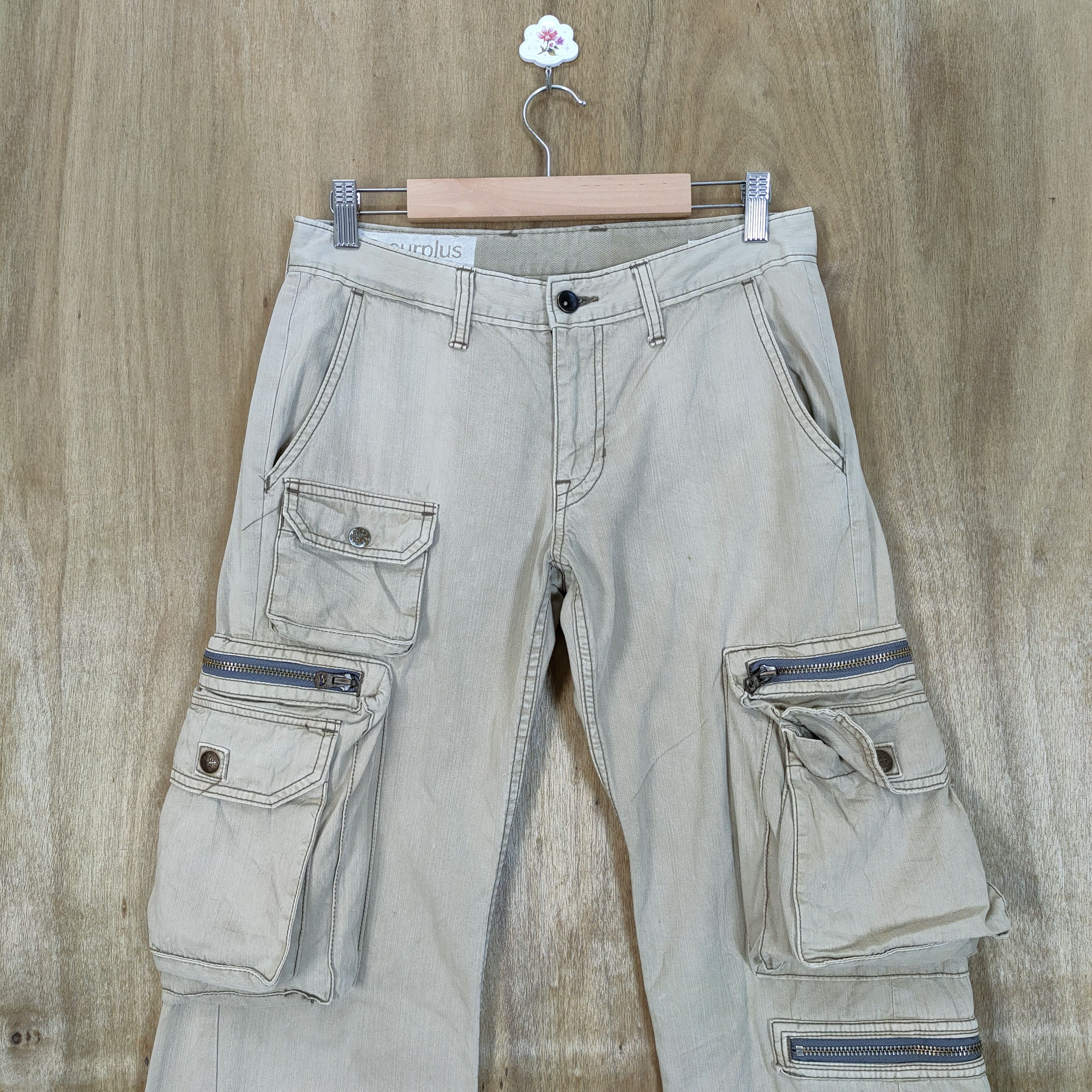 Japanese Brand VINTAGE SURPLUS 3D POCKET FLARE CARGO PANTS#111 Size US 29 - 2 Thumbnail