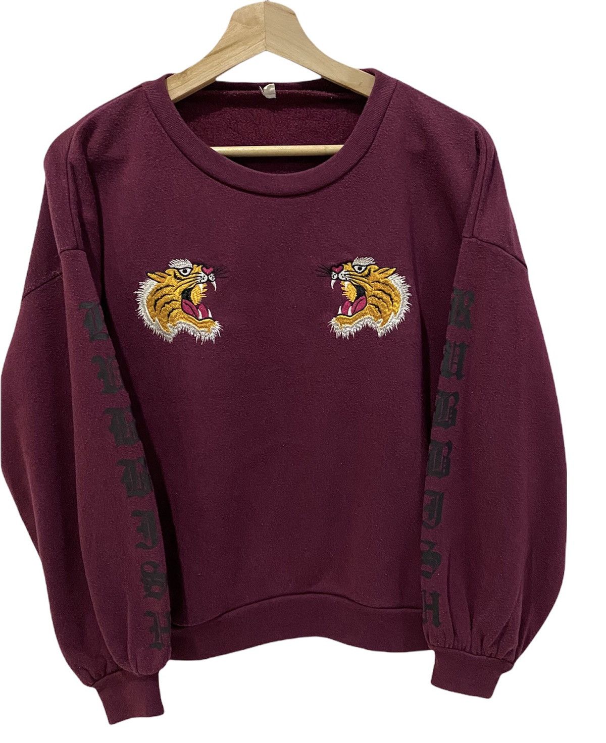 Vintage Vintage RUBBISH Tiger Inspired Karakuri Logo Crop Sweatshirt Size US M / EU 48-50 / 2 - 4 Thumbnail