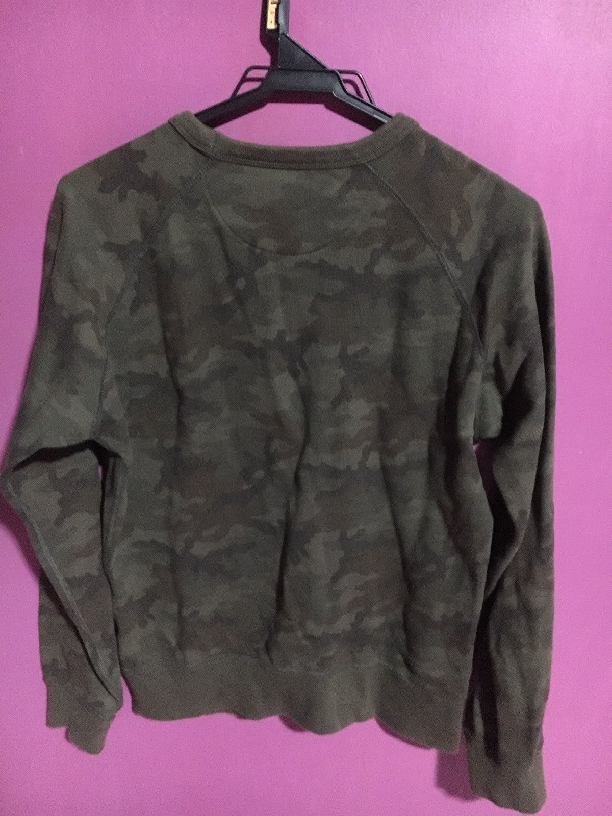Uniqlo UNIGLO CAMOUFLAGE ARMY SIZE S SWEATSHIRT Size US S / EU 44-46 / 1 - 4 Thumbnail