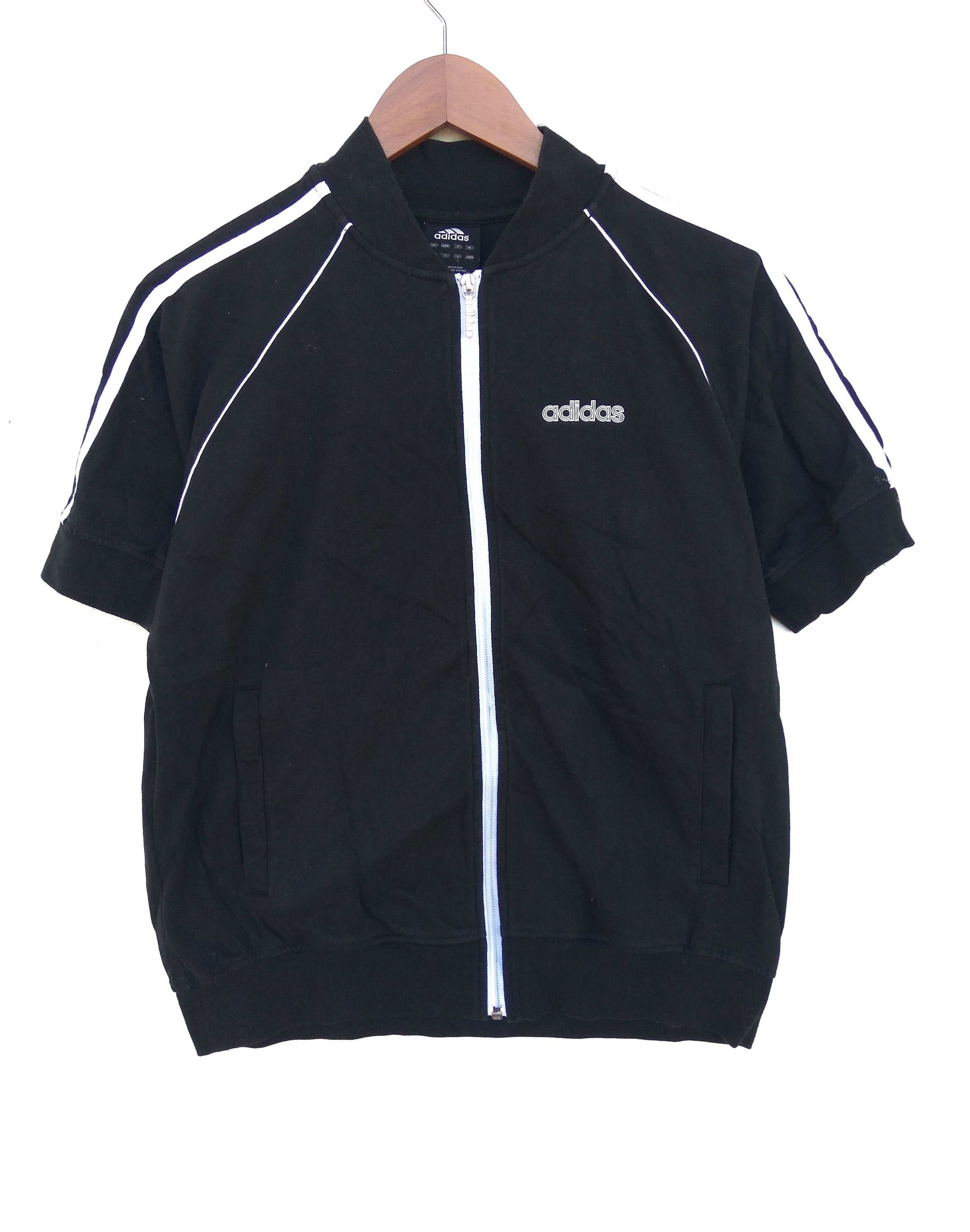 Adidas Vintage ADIDAS short sleeve sweater Size US M / EU 48-50 / 2 - 2 Thumbnail