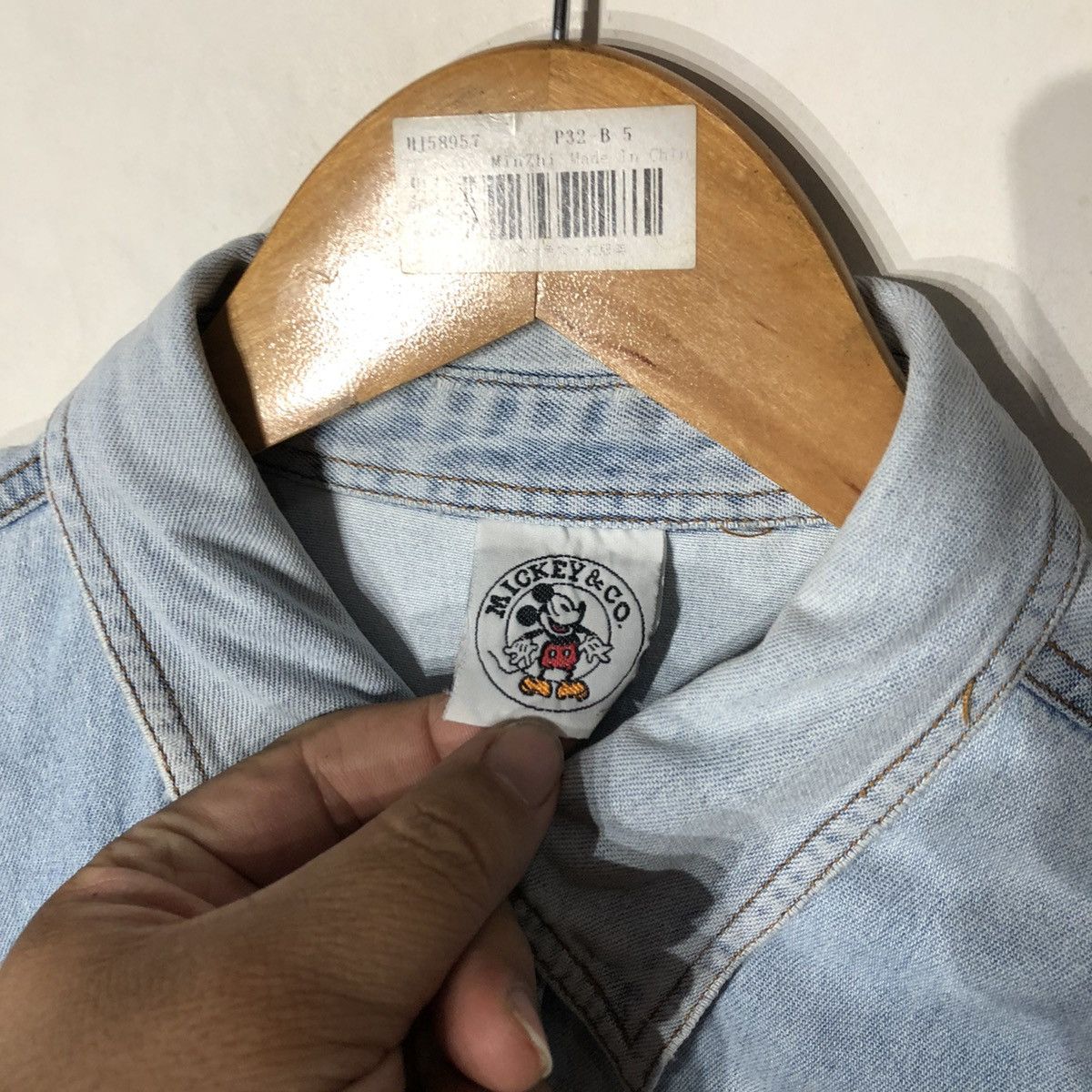 Disney Vintage Disney Shirt Inspired by Studio D'Artisan Style Size US M / EU 48-50 / 2 - 7 Thumbnail