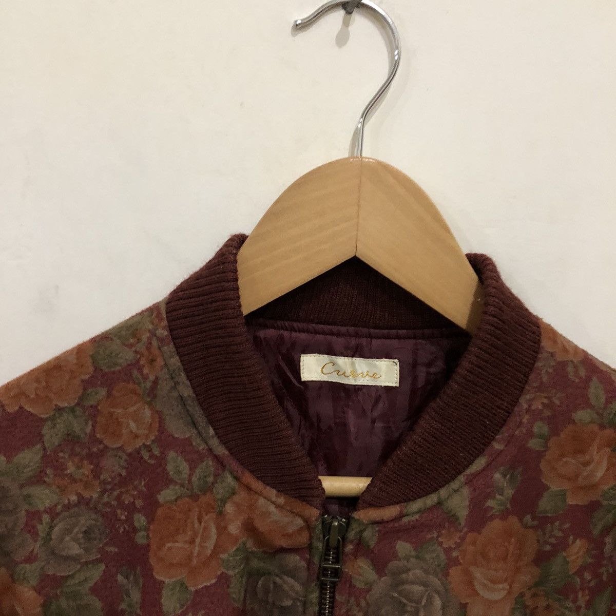 Japanese Brand Full Print Floral Cropped Bomber Jacket Size US S / EU 44-46 / 1 - 5 Thumbnail