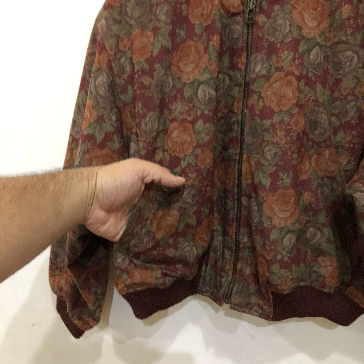 Japanese Brand Full Print Floral Cropped Bomber Jacket Size US S / EU 44-46 / 1 - 6 Thumbnail