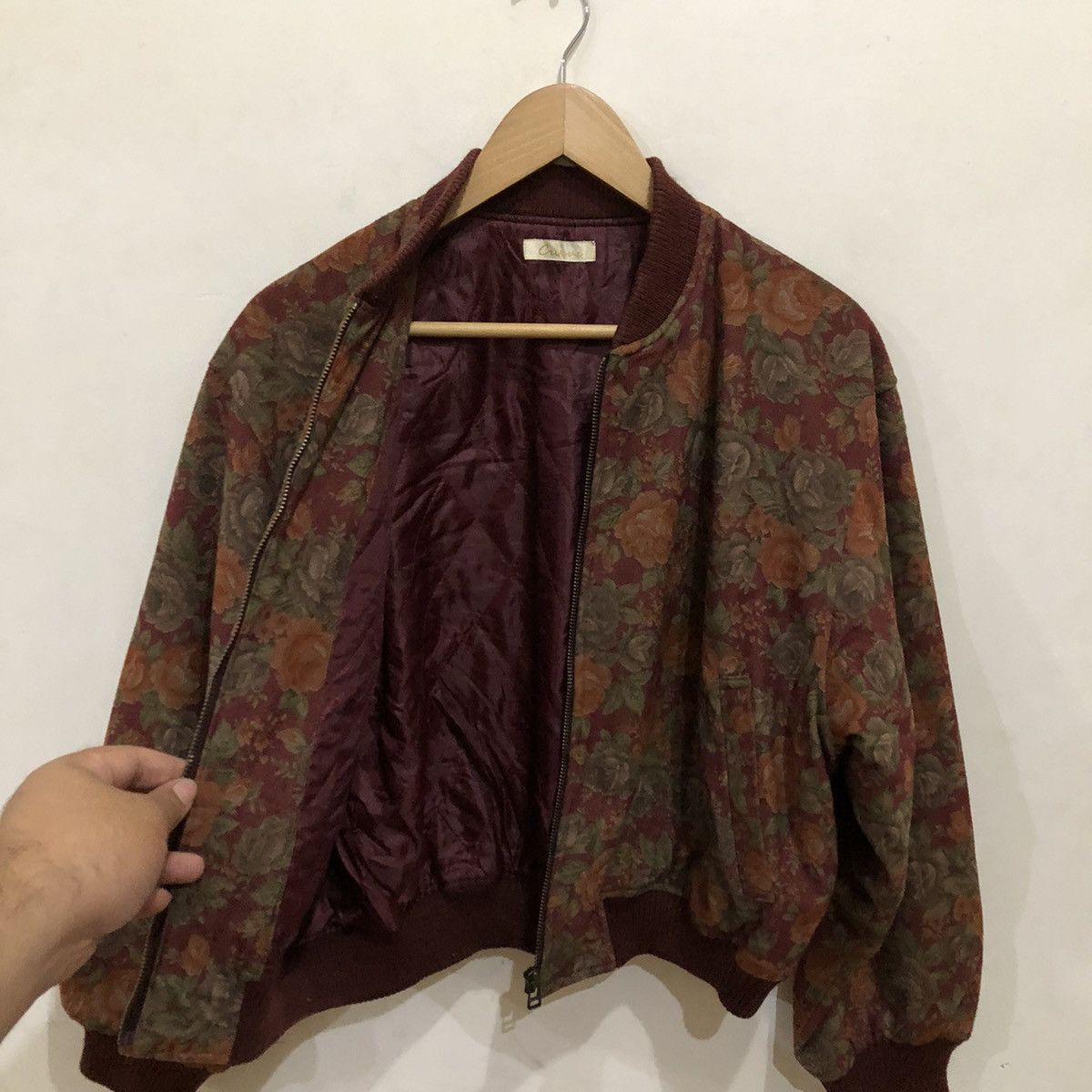 Japanese Brand Full Print Floral Cropped Bomber Jacket Size US S / EU 44-46 / 1 - 10 Thumbnail
