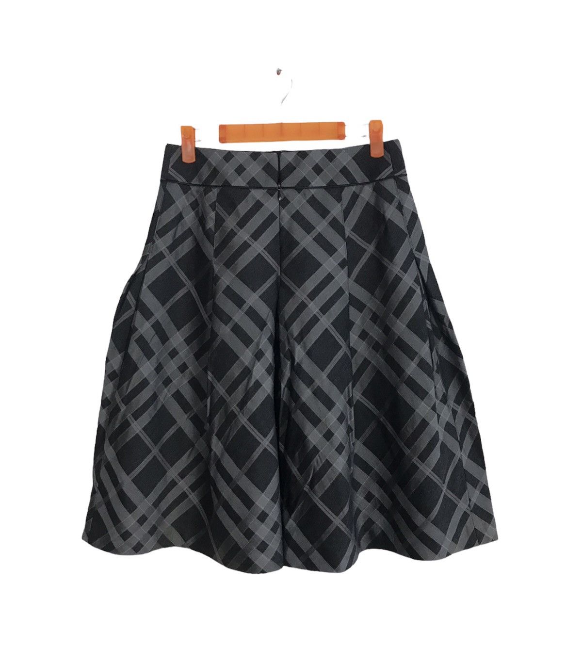 Burberry london nova skirt best sale