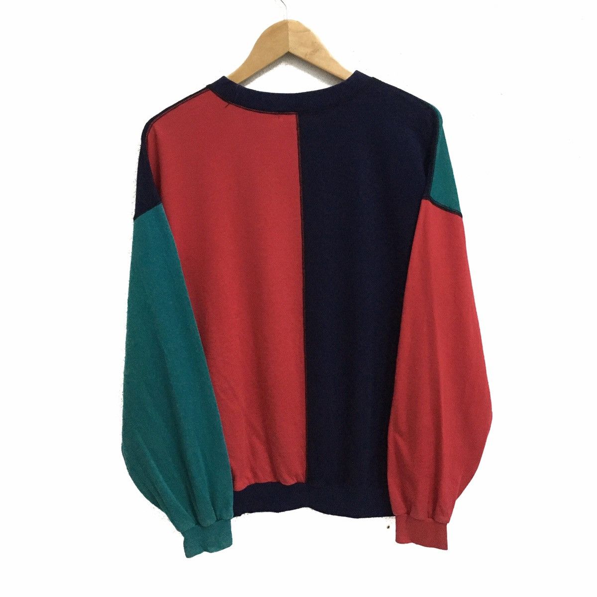 Louis Feraud × Vintage Vintage LOUIS FERAUD Paris Big Logo Embroidered Sweatshirt Size US M / EU 48-50 / 2 - 2 Thumbnail