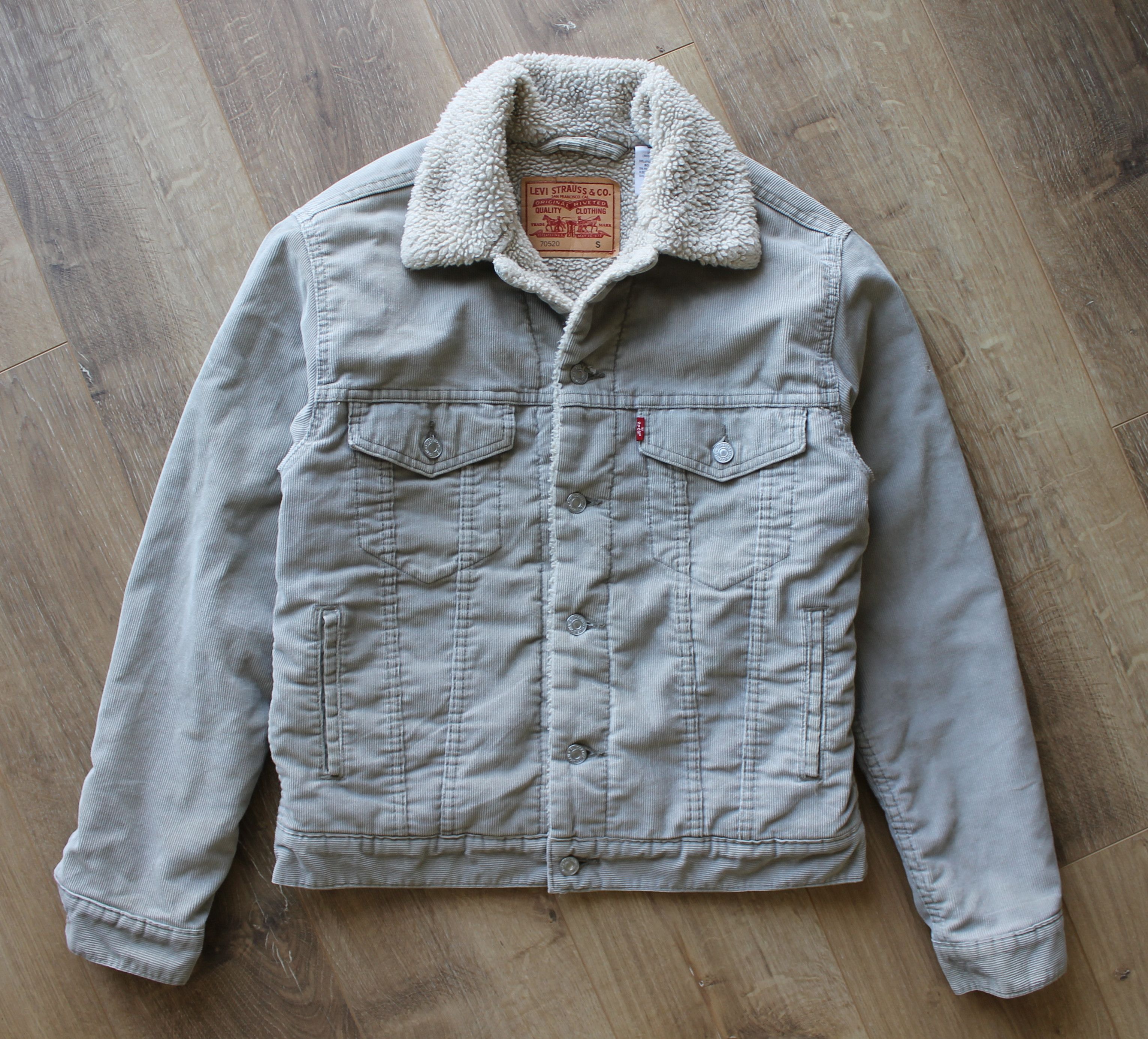 Levi's Levi's beige sherpa jacket Size US S / EU 44-46 / 1 - 2 Thumbnail