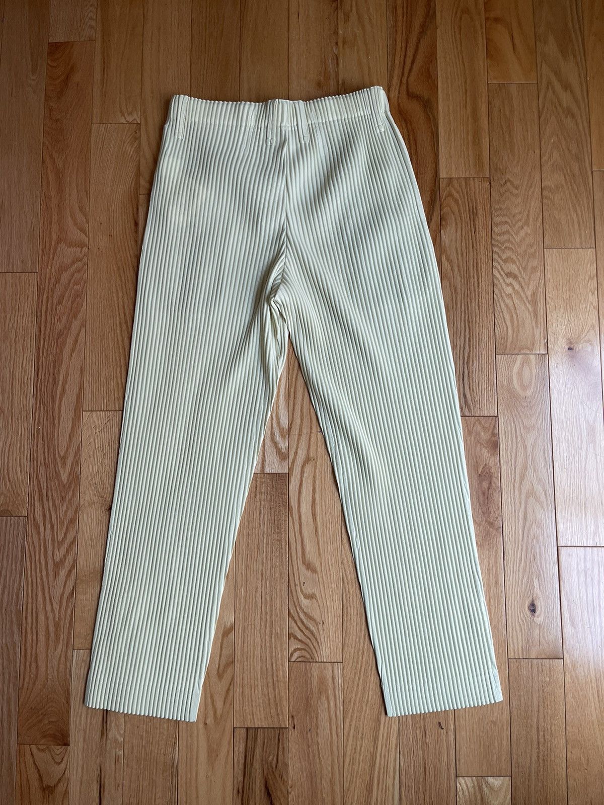 Homme Plisse Issey Miyake Issey Miyake Homme Plisse Yellow Pleated Pants Size US 32 / EU 48 - 2 Thumbnail