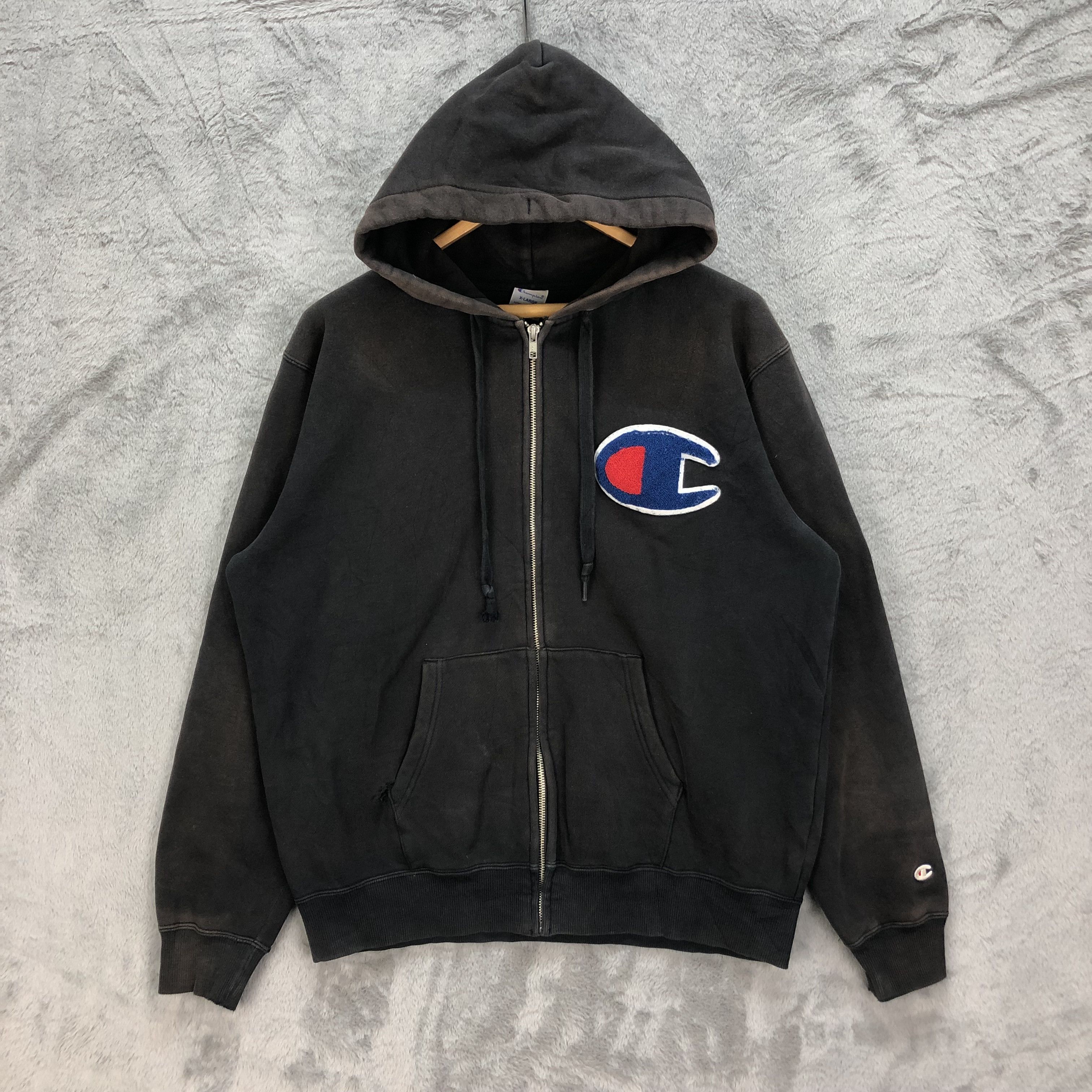Champion TRASHED Champion Big Logo Zipper Hoodies #5431-190 Size US XL / EU 56 / 4 - 1 Thumbnail