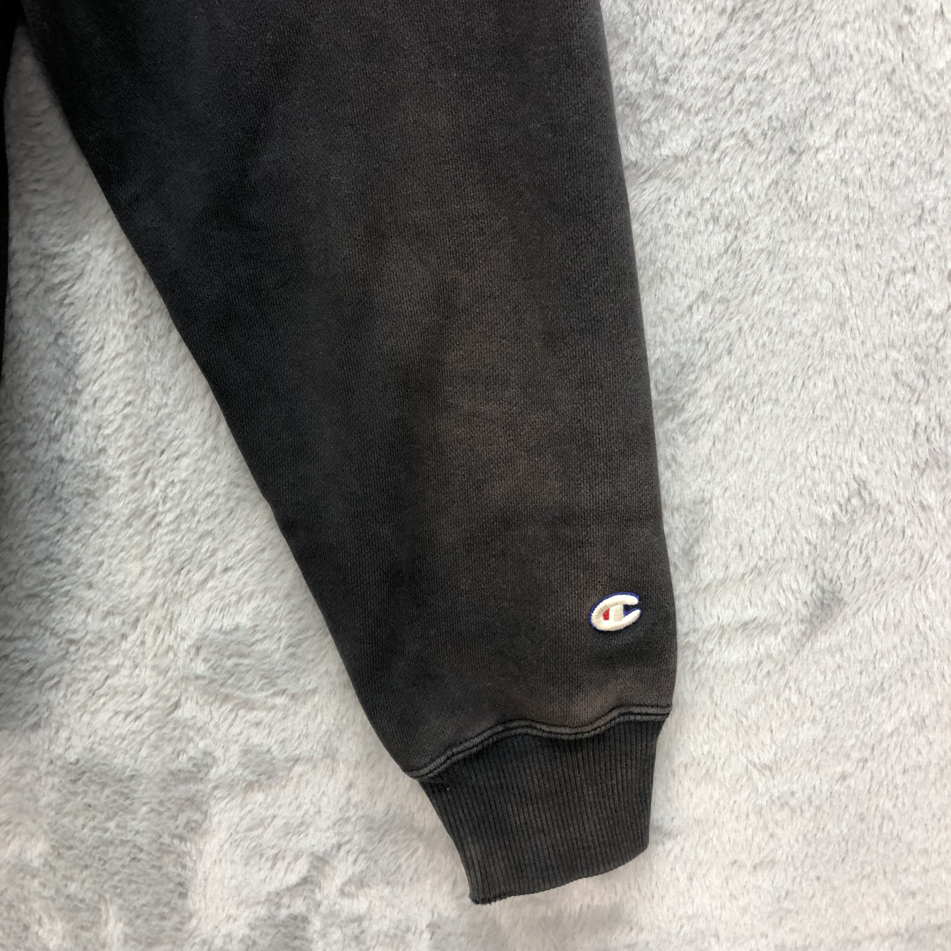 Champion TRASHED Champion Big Logo Zipper Hoodies #5431-190 Size US XL / EU 56 / 4 - 10 Thumbnail