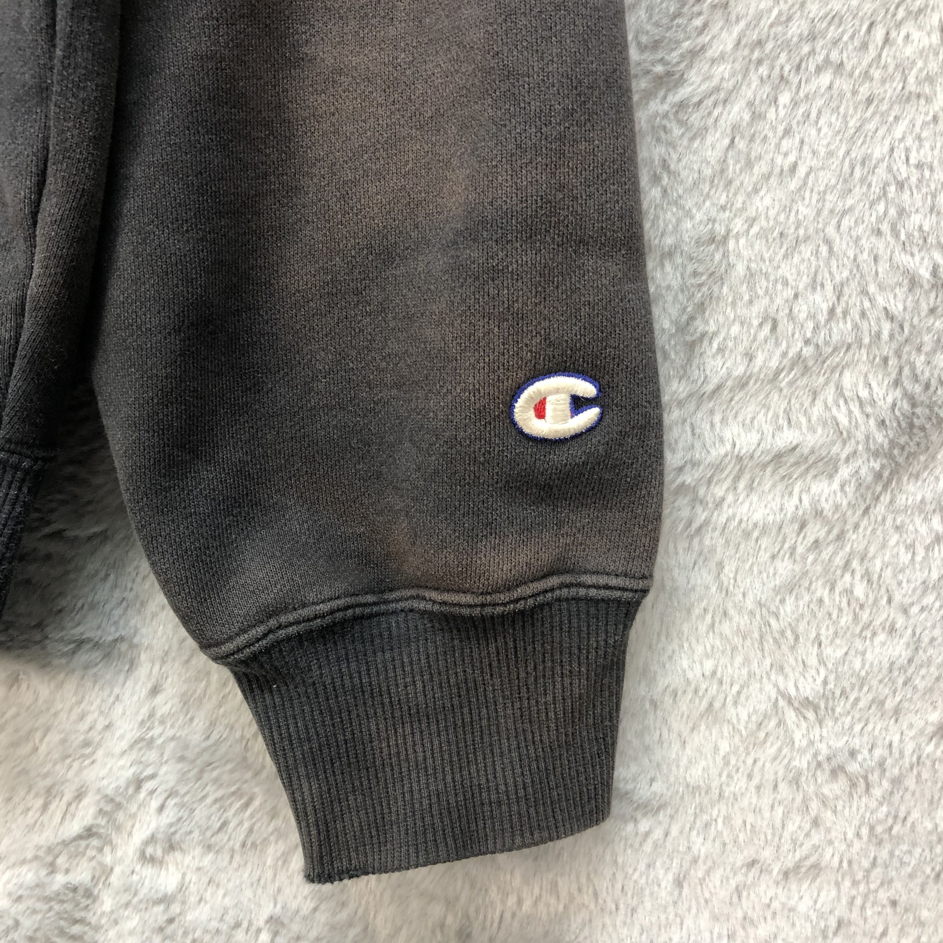 Champion TRASHED Champion Big Logo Zipper Hoodies #5431-190 Size US XL / EU 56 / 4 - 9 Thumbnail