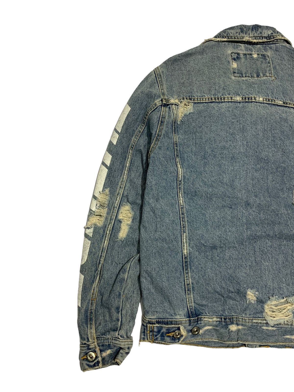 Zara 🔥ZARA MAN DISTRESSED DENIM TRUCKERS JACKETS Size US M / EU 48-50 / 2 - 10 Thumbnail