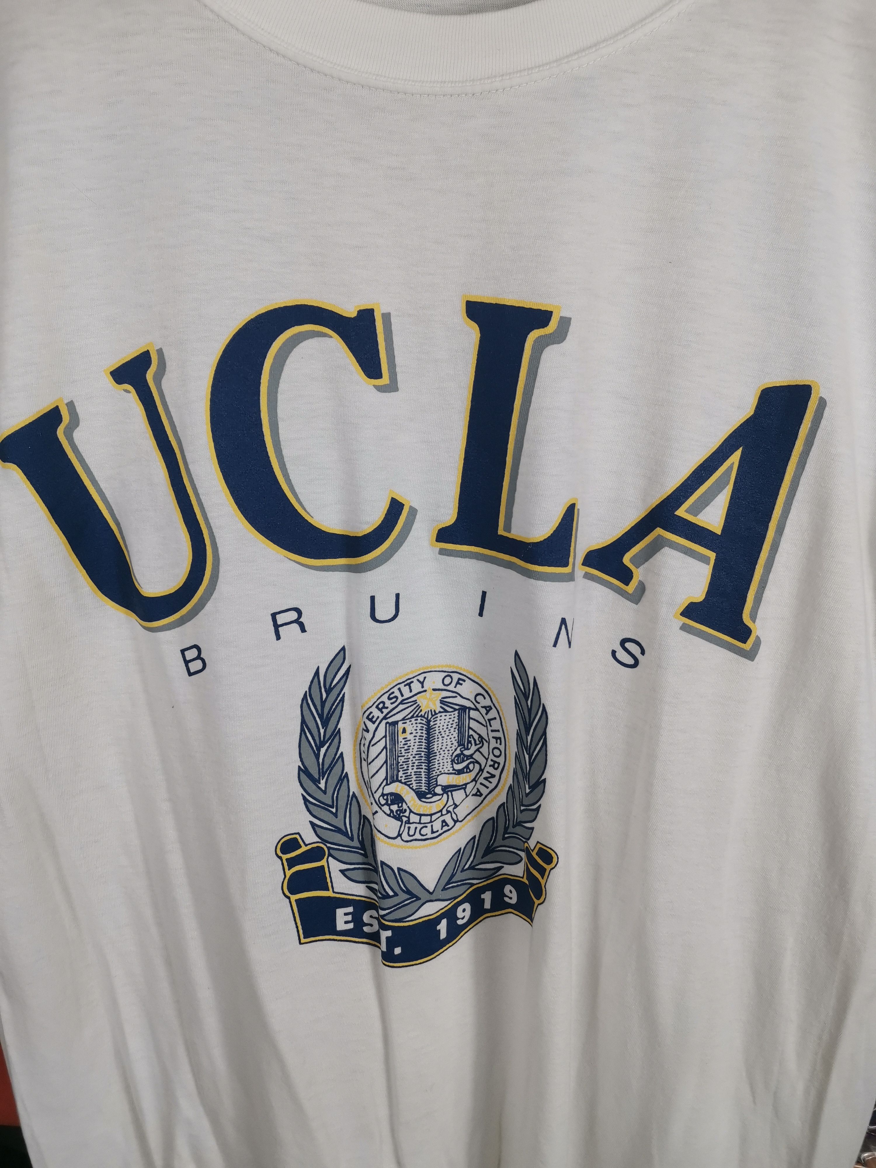 Vintage Vintage 80s Ucla University Distressed Tshirt Size US M / EU 48-50 / 2 - 2 Thumbnail
