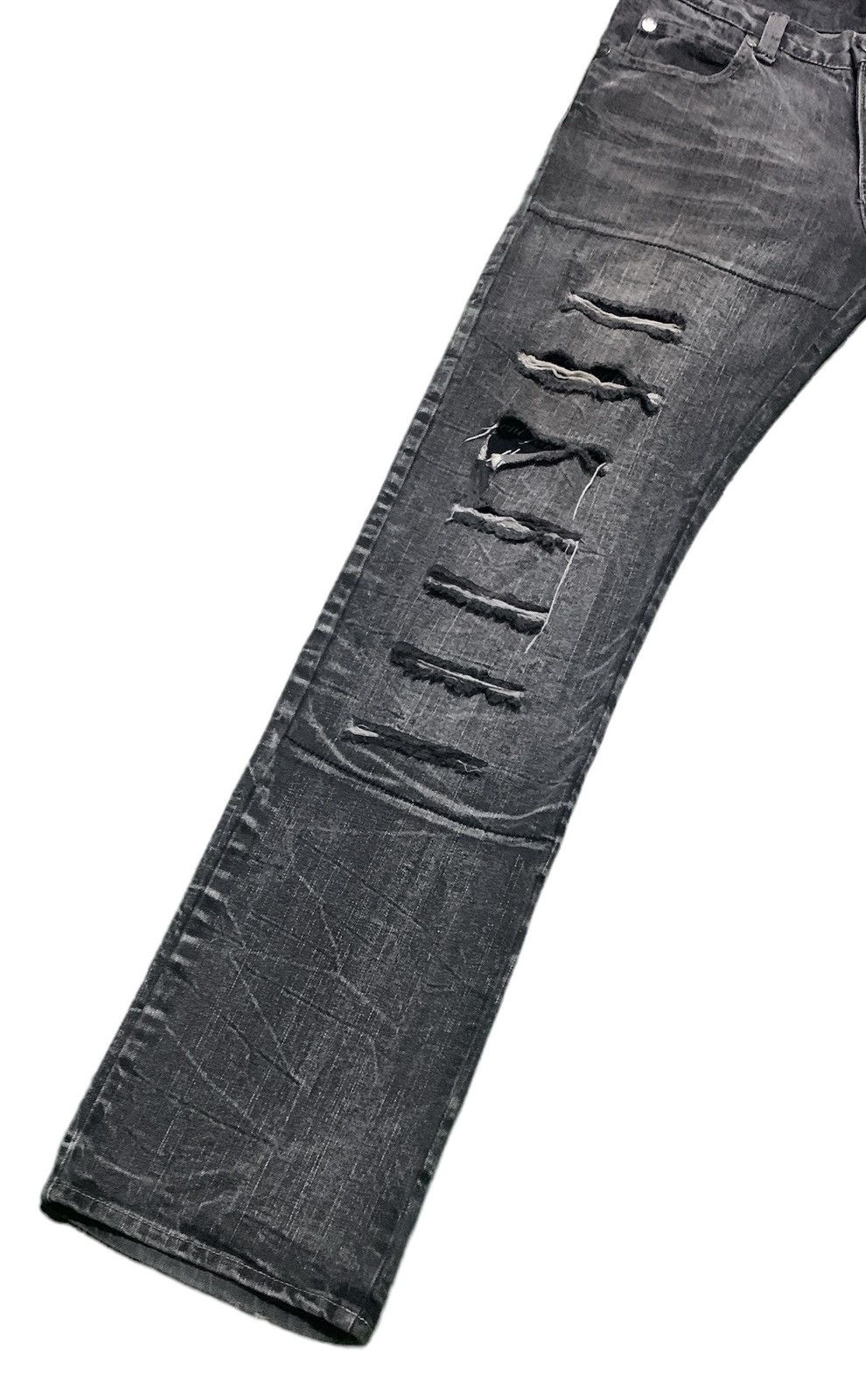 14th Addiction × Japanese Brand × Le Grande Bleu (L.G.B.) Rare Design Vintage Brand Root Three Distressed Jeans 2000s Size US 34 / EU 50 - 3 Thumbnail
