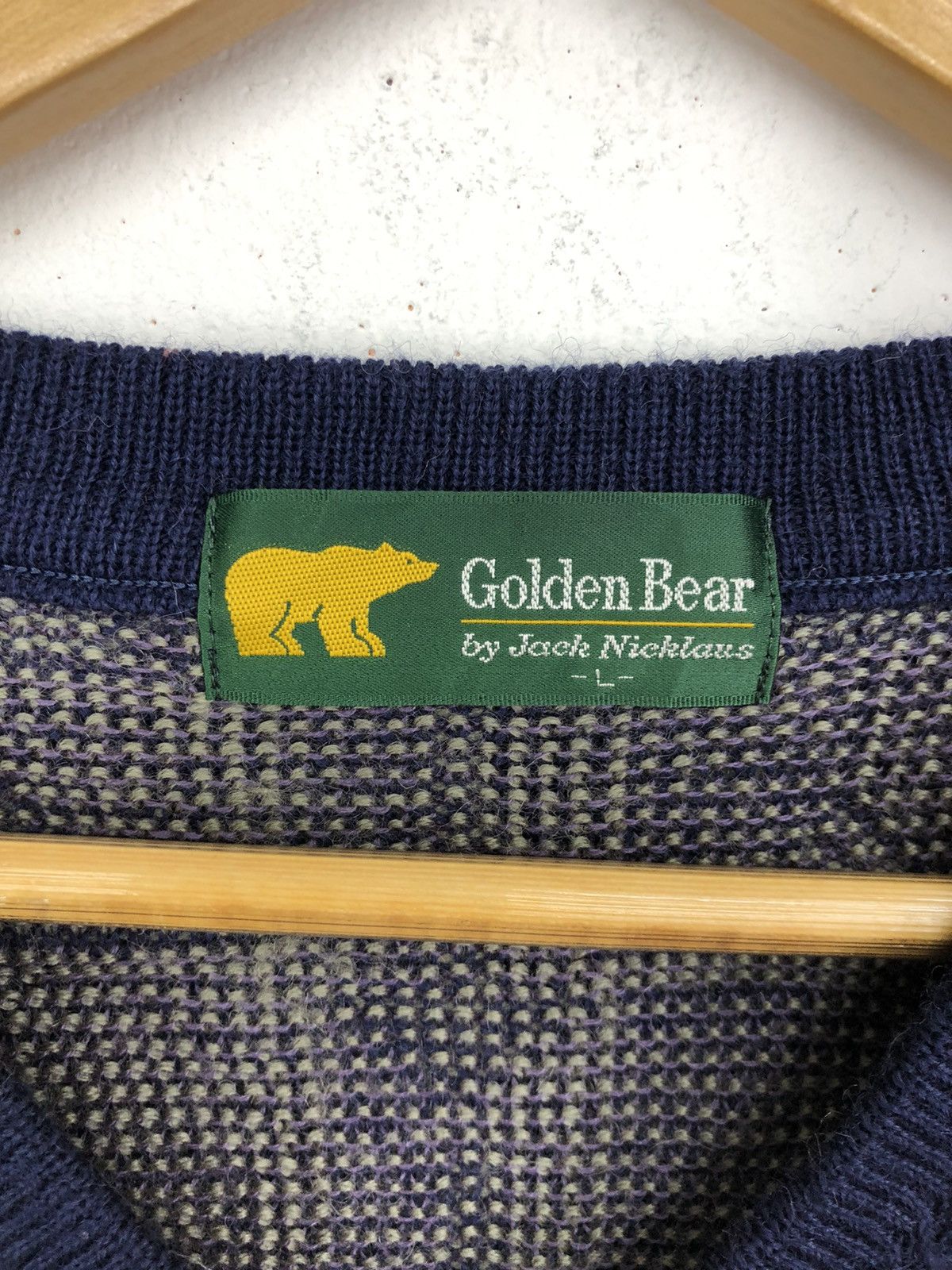 Golden Bear Vintage Golden Bear V Neck Knitwear Size US L / EU 52-54 / 3 - 11 Thumbnail