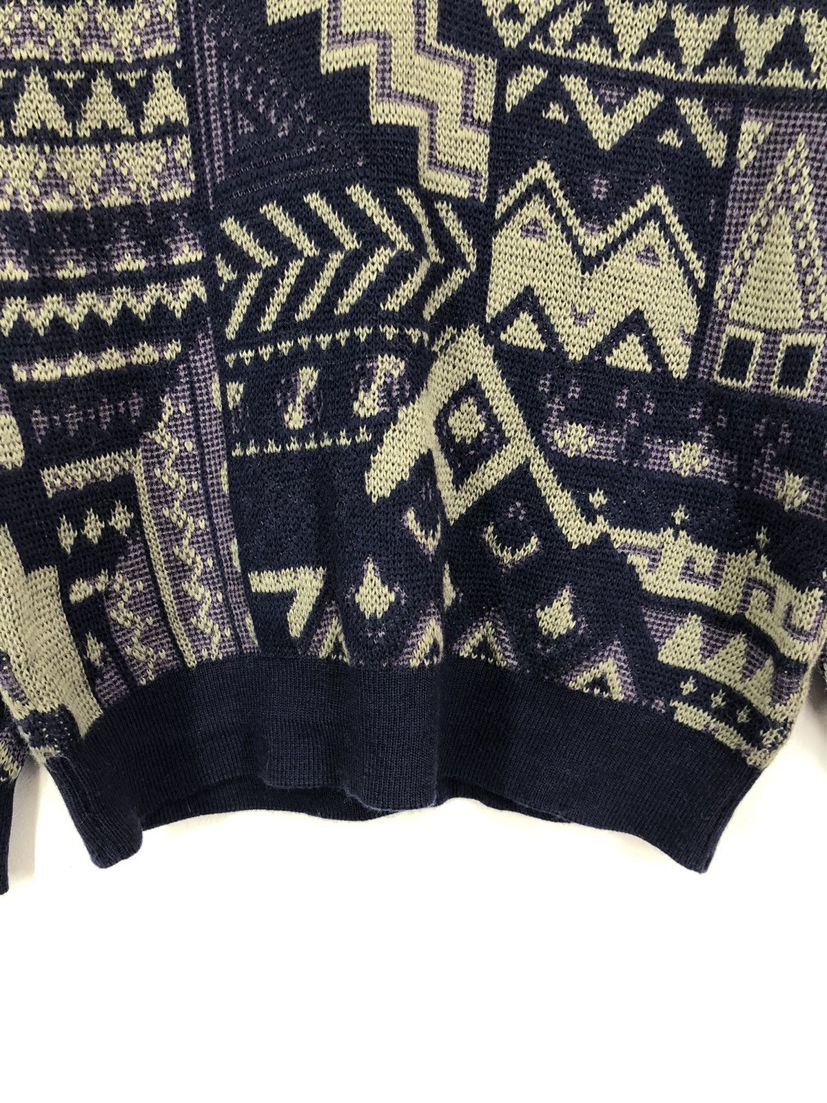 Golden Bear Vintage Golden Bear V Neck Knitwear Size US L / EU 52-54 / 3 - 4 Thumbnail
